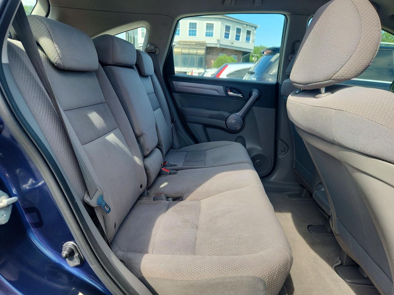 2008 Honda Cr-v Lx Blue vin: JHLRE483X8C060136