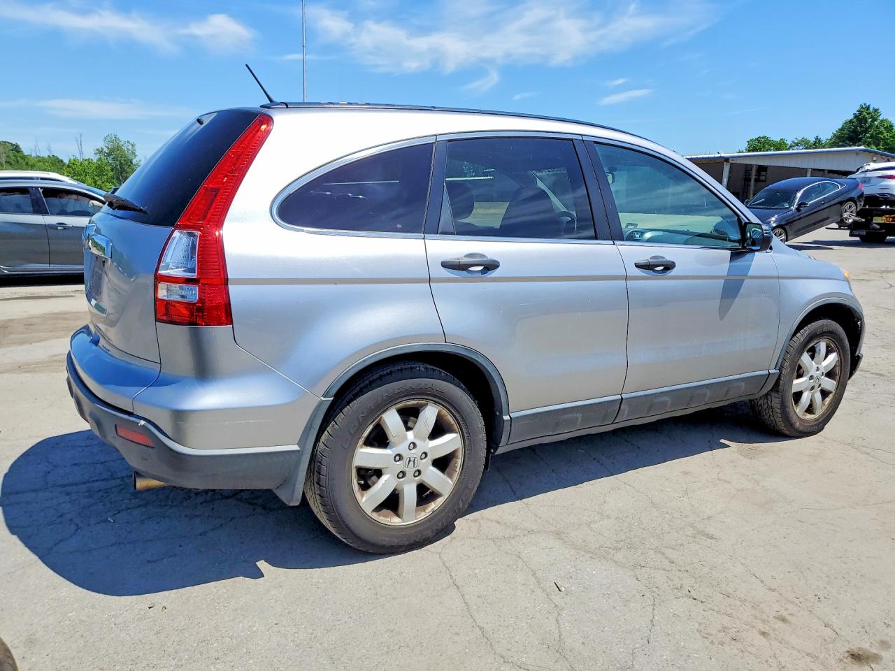 2008 Hond Cr-v Silver vin: JHLRE48518C082575