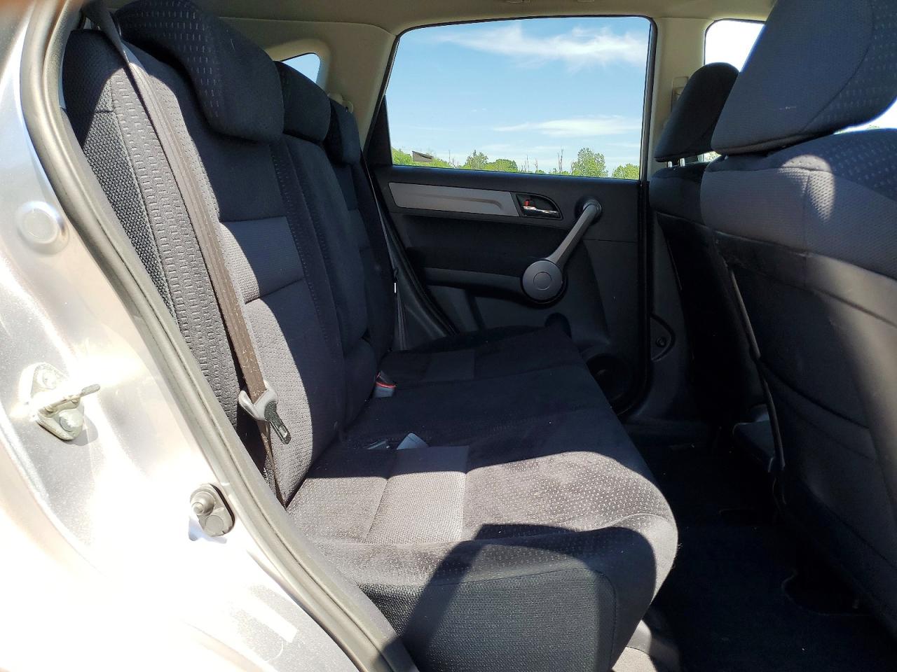 2008 Hond Cr-v Silver vin: JHLRE48518C082575