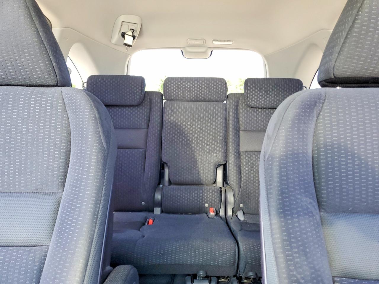 2008 Hond Cr-v Silver vin: JHLRE48518C082575