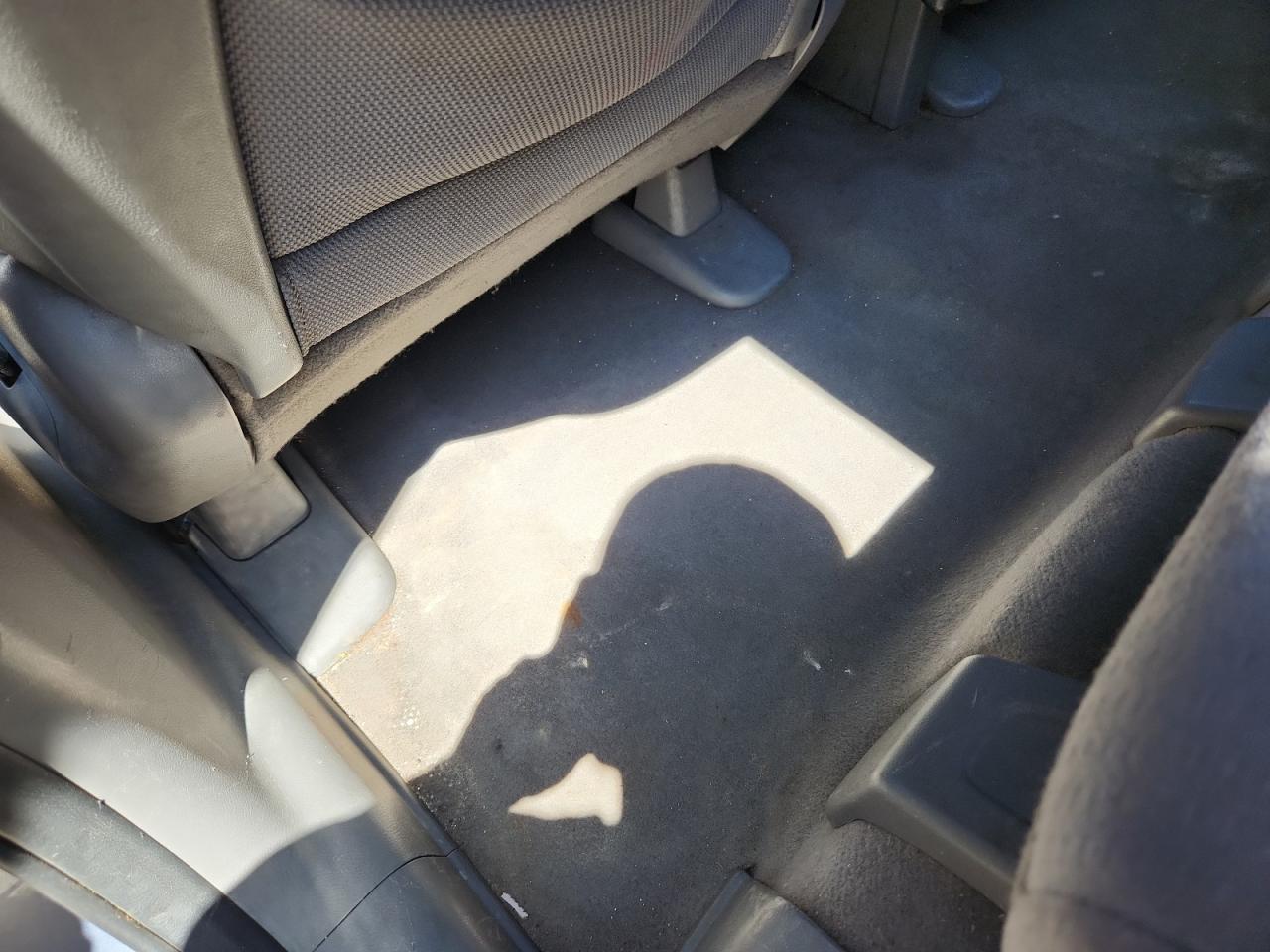 2007 Honda Cr-v Ex Blue vin: JHLRE48557C038643 Damage: Left Rear Carpet, Stained, Permanent