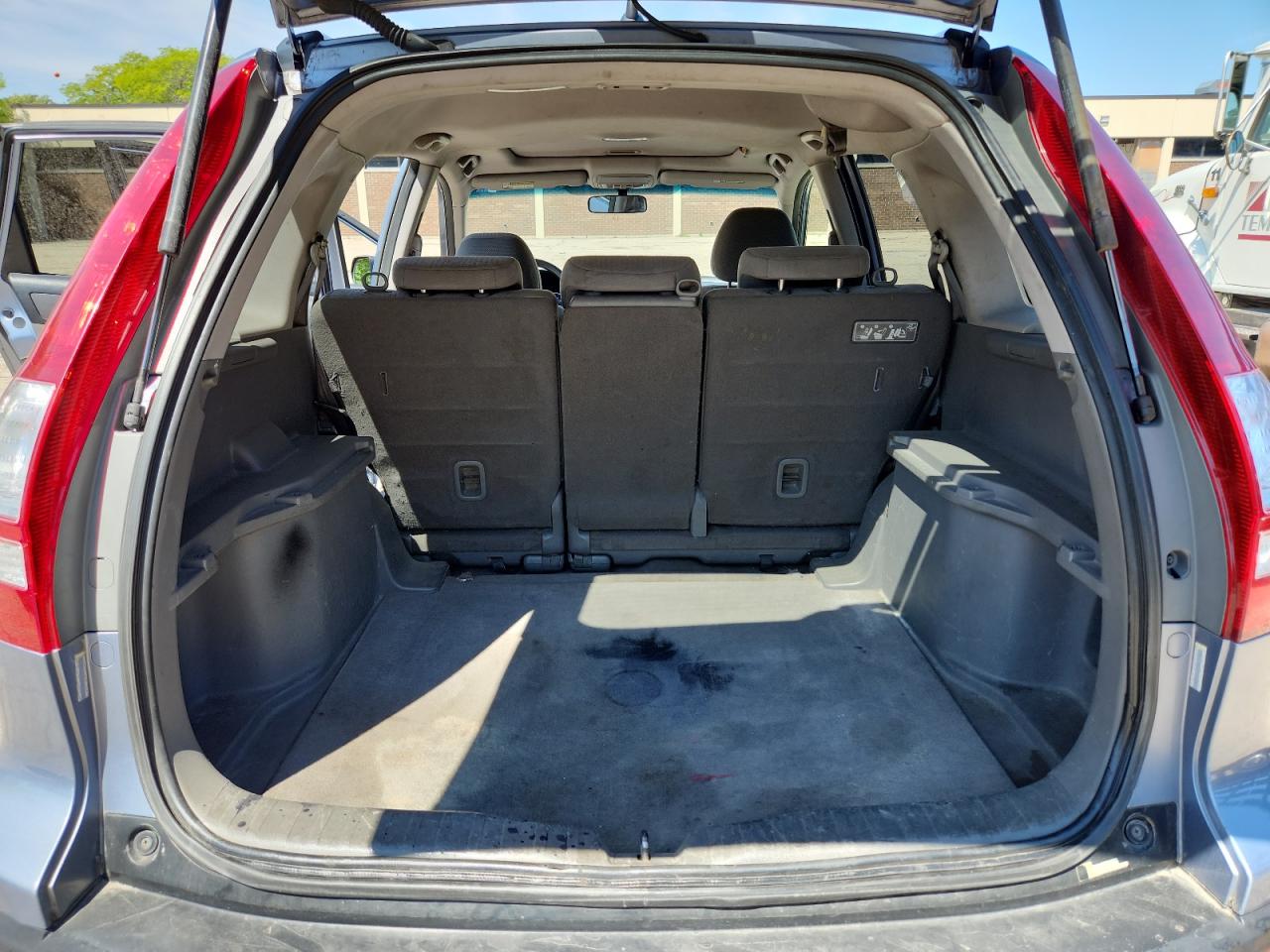 2007 Honda Cr-v Ex Blue vin: JHLRE48557C038643 Damage: Cargo Cover, Stained, Permanent