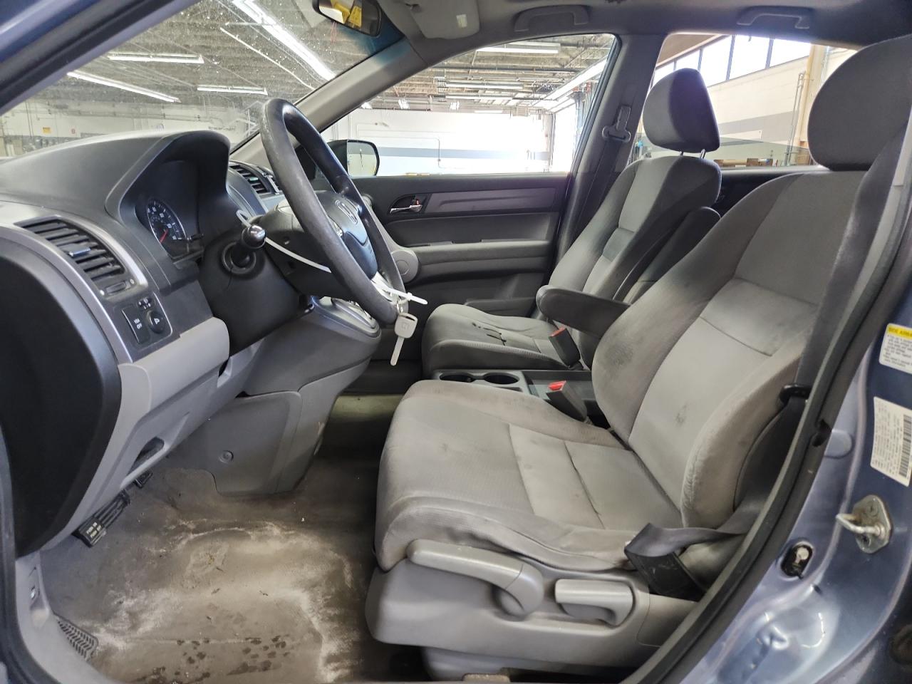 2007 Honda Cr-v Ex Blue vin: JHLRE48557C038643 Damage: Left Front Carpet, Stained, Permanent