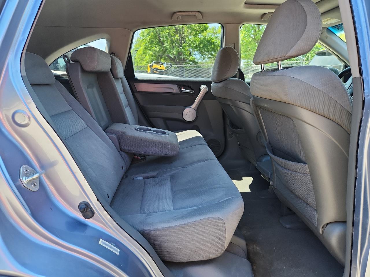 2007 Honda Cr-v Ex Blue vin: JHLRE48557C038643 Damage: Right Rear Seat, Stained, Permanent