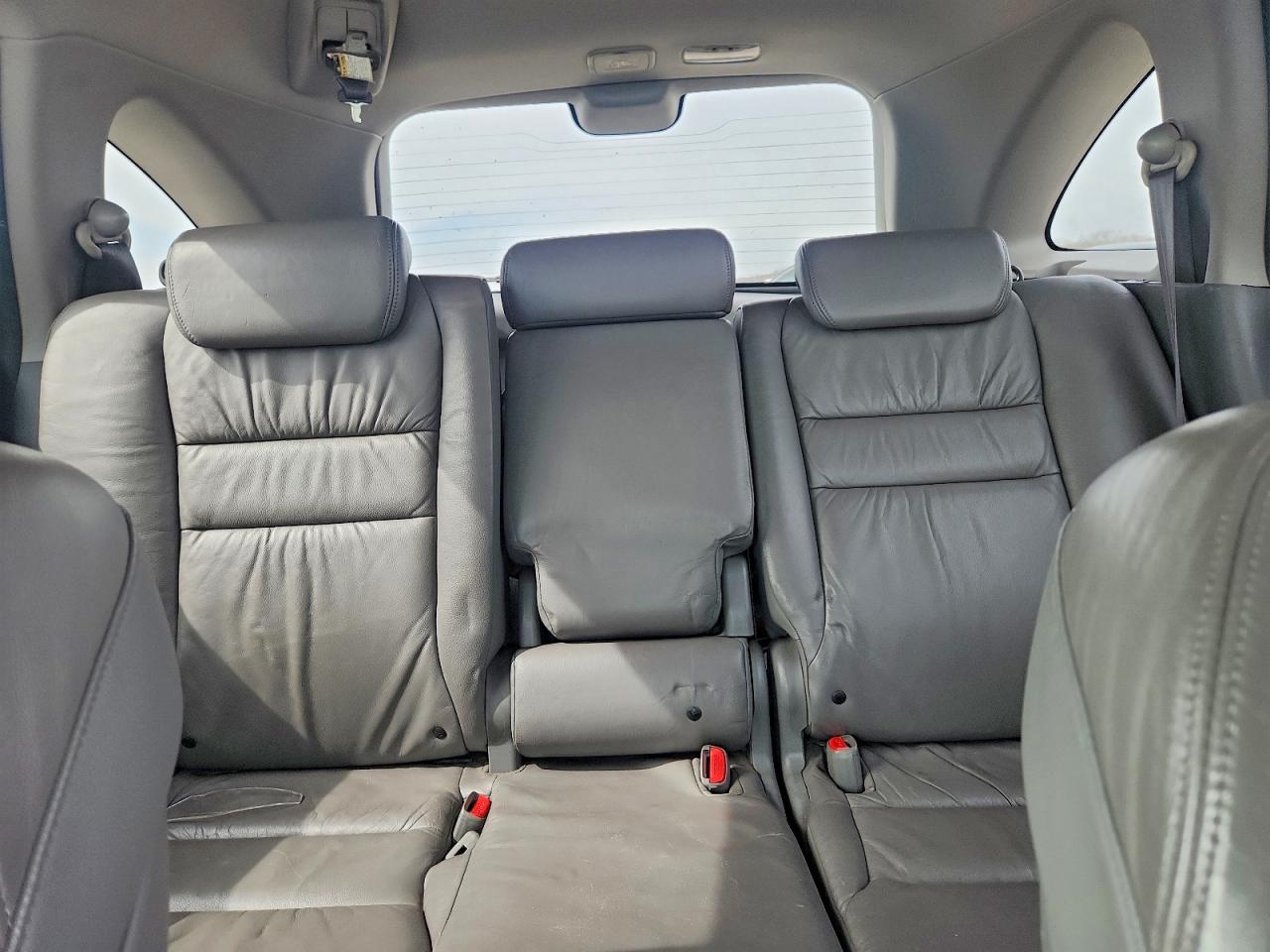 2007 Hond Cr-v Silver vin: JHLRE48757C109549