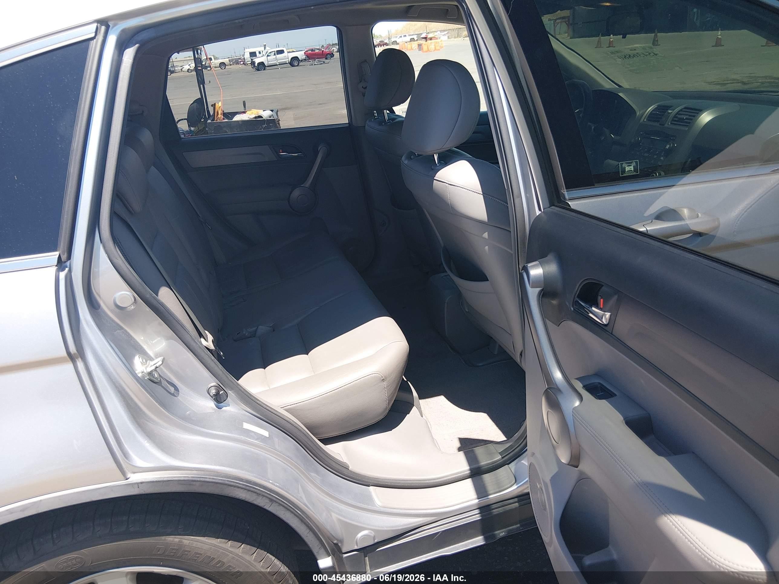2008 Honda Cr-v Ex-l Silver vin: JHLRE487X8C039936