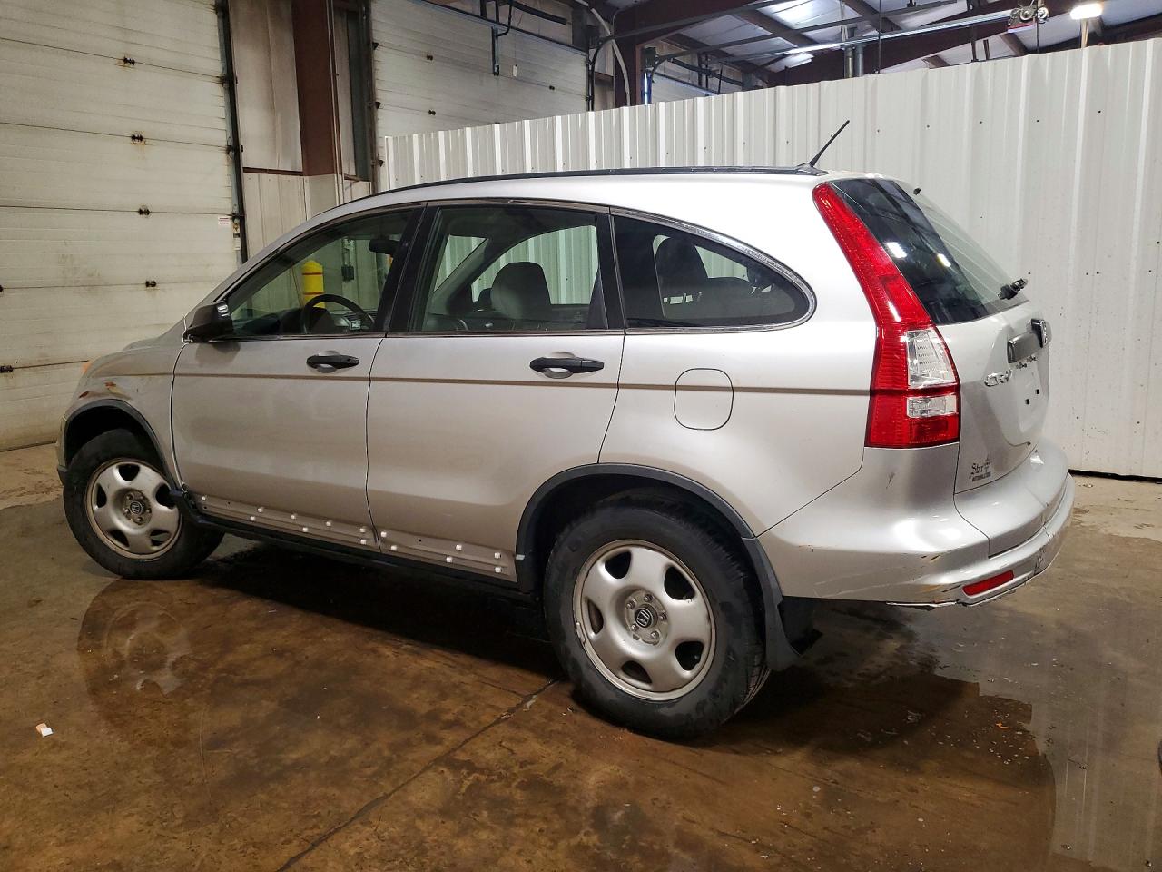 2011 Honda Cr-v Lx Silver vin: JHLRE4H31BC013858