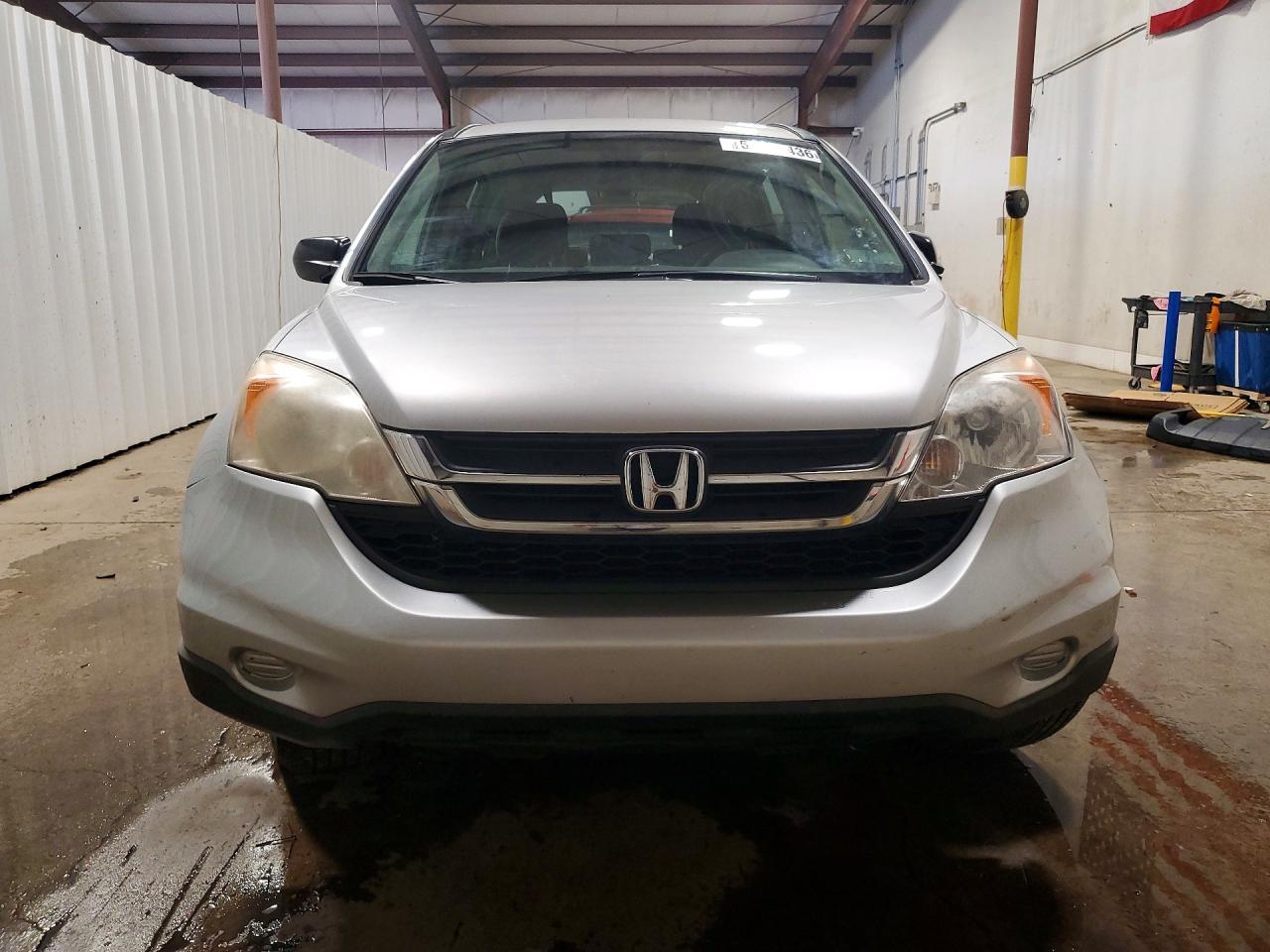 2011 Honda Cr-v Lx Silver vin: JHLRE4H31BC013858