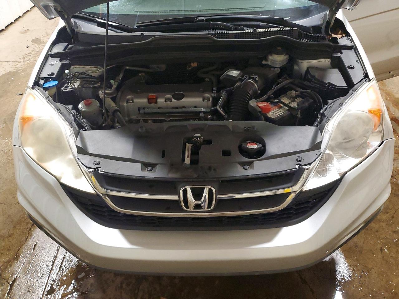 2011 Honda Cr-v Lx Silver vin: JHLRE4H31BC013858