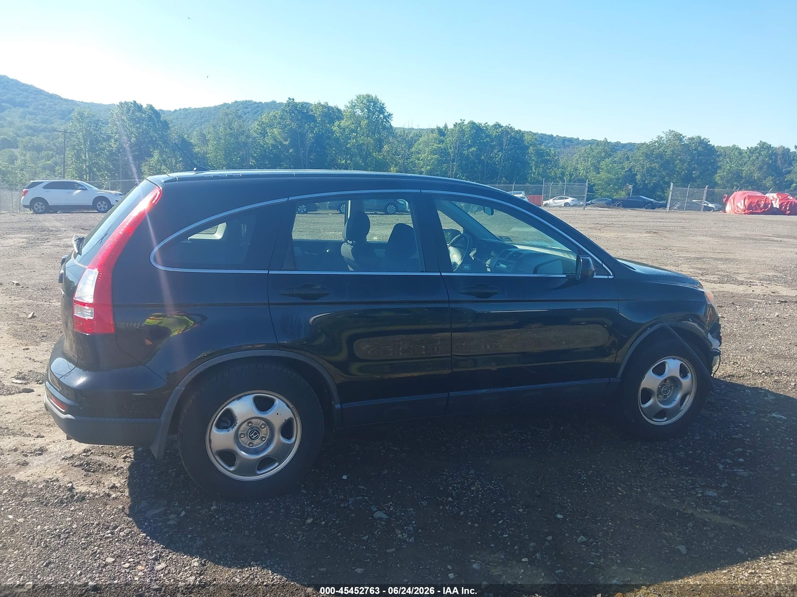 2011 Honda Cr-v Lx Черный vin: JHLRE4H34BC013191