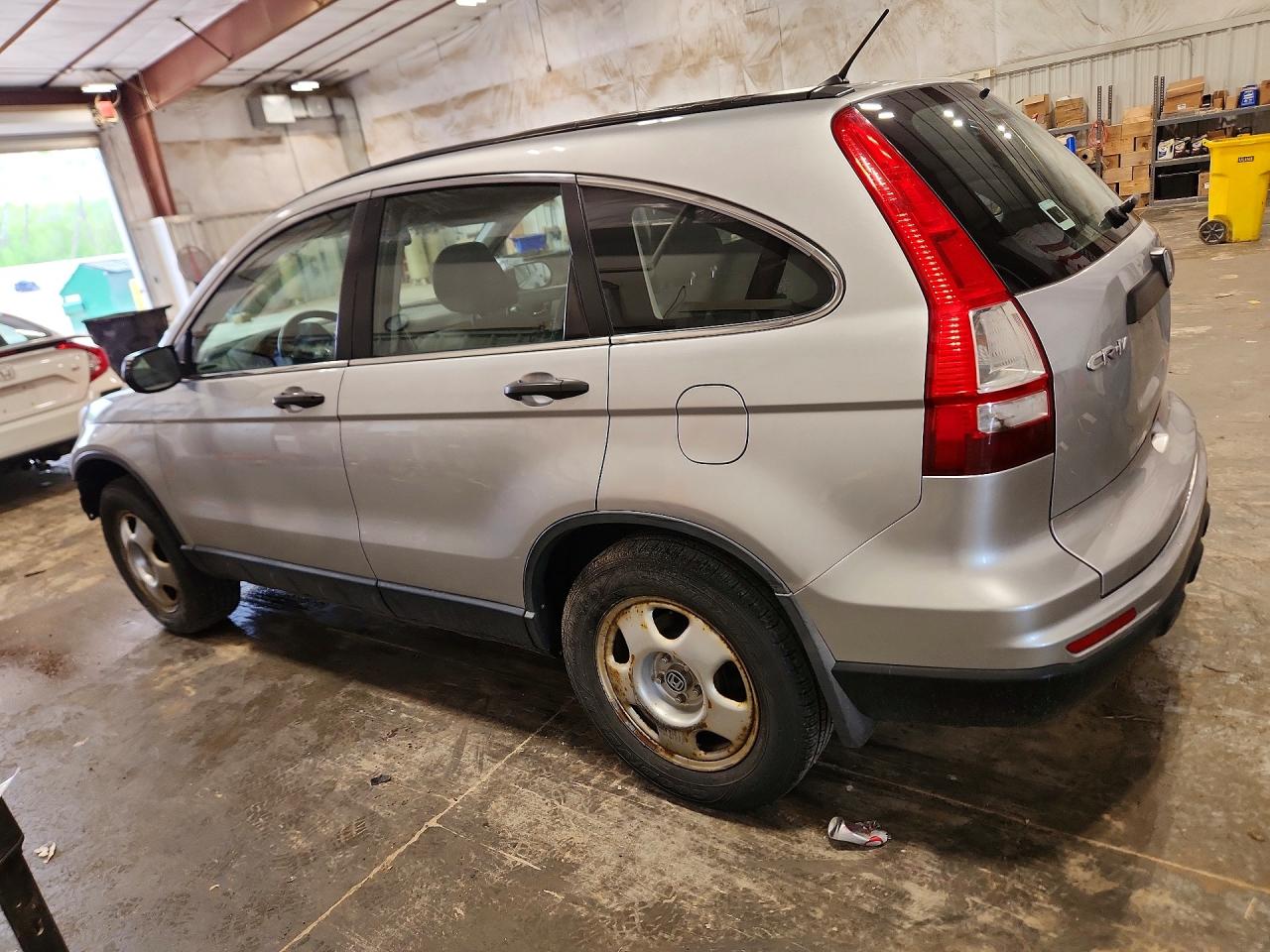 2011 Honda Cr-v Lx Silver vin: JHLRE4H37BC013167