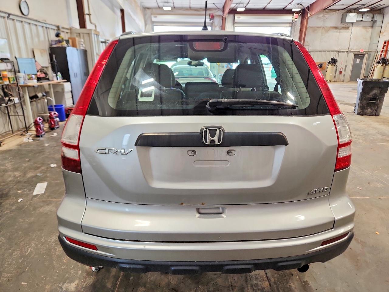 2011 Honda Cr-v Lx Silver vin: JHLRE4H37BC013167