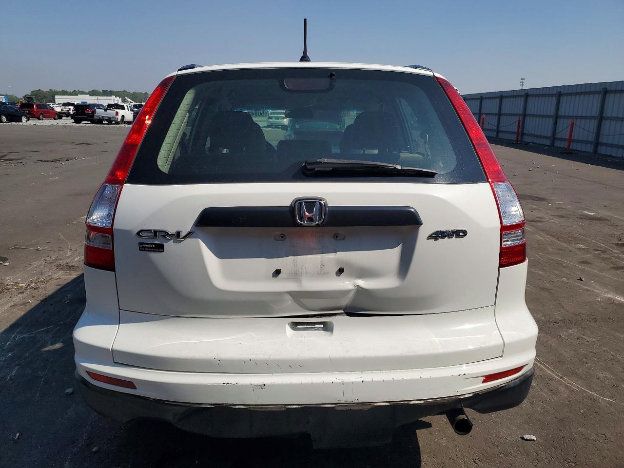 2011 Honda Cr-v Lx White vin: JHLRE4H3XBC020226