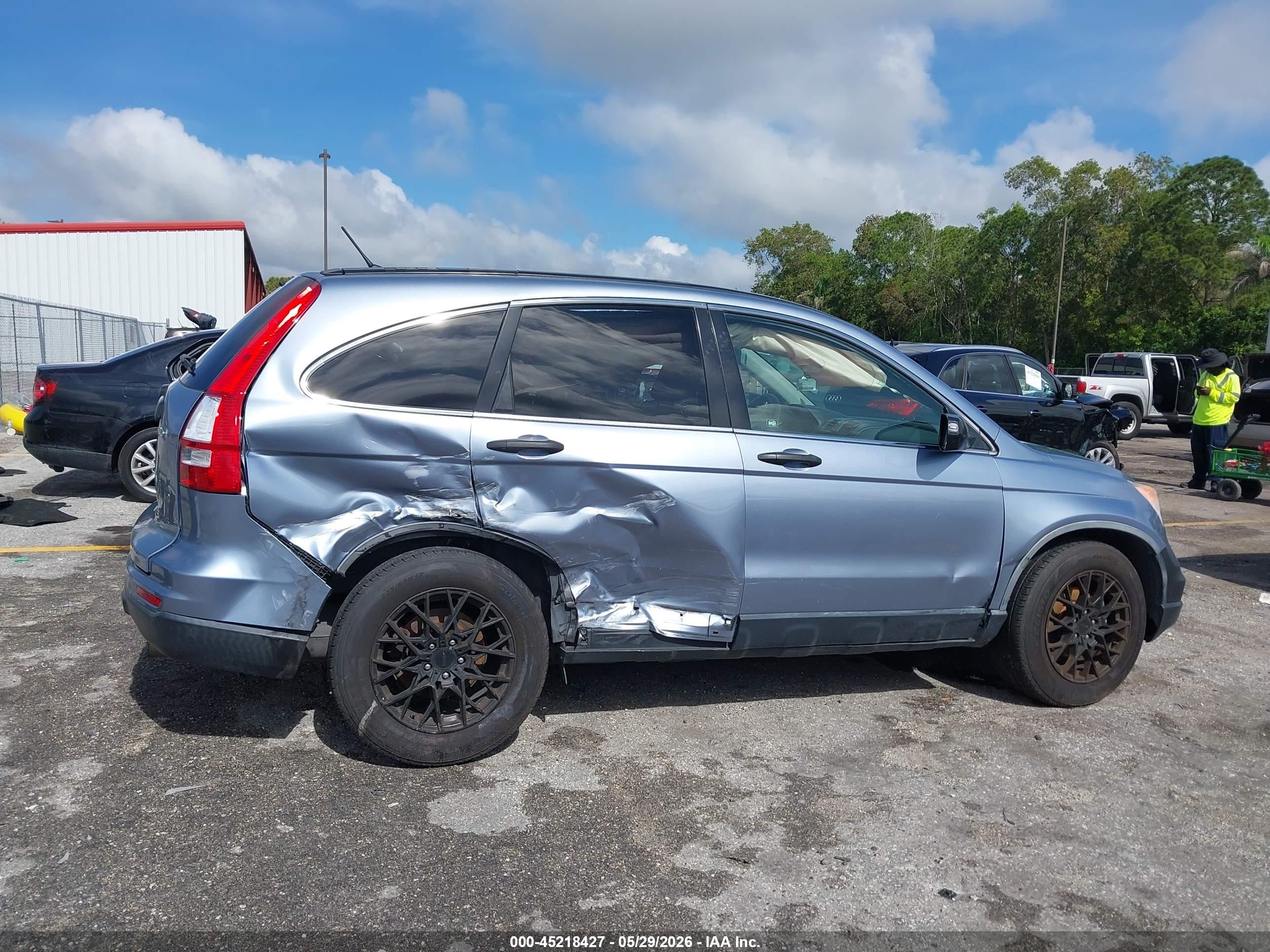 2011 Honda Cr-v Se Blue vin: JHLRE4H49BC006813
