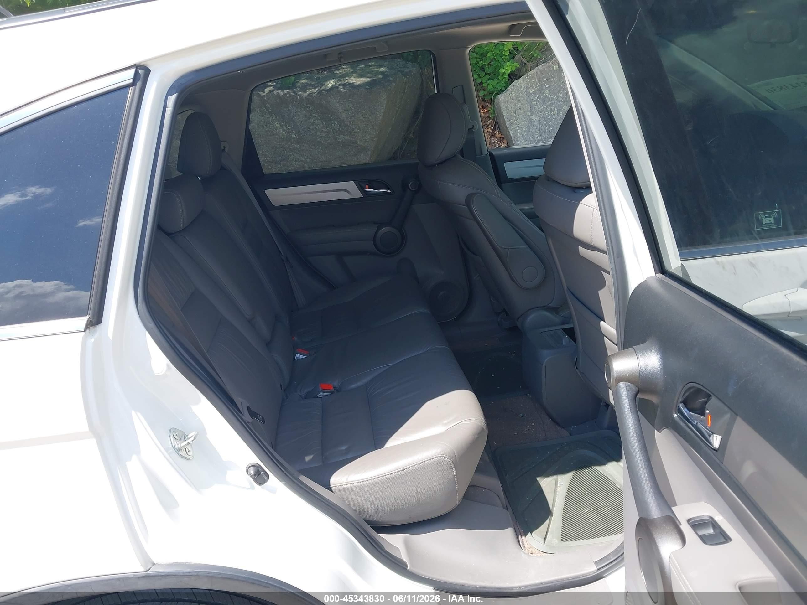 2011 Honda Cr-v Ex-l White vin: JHLRE4H70BC024093
