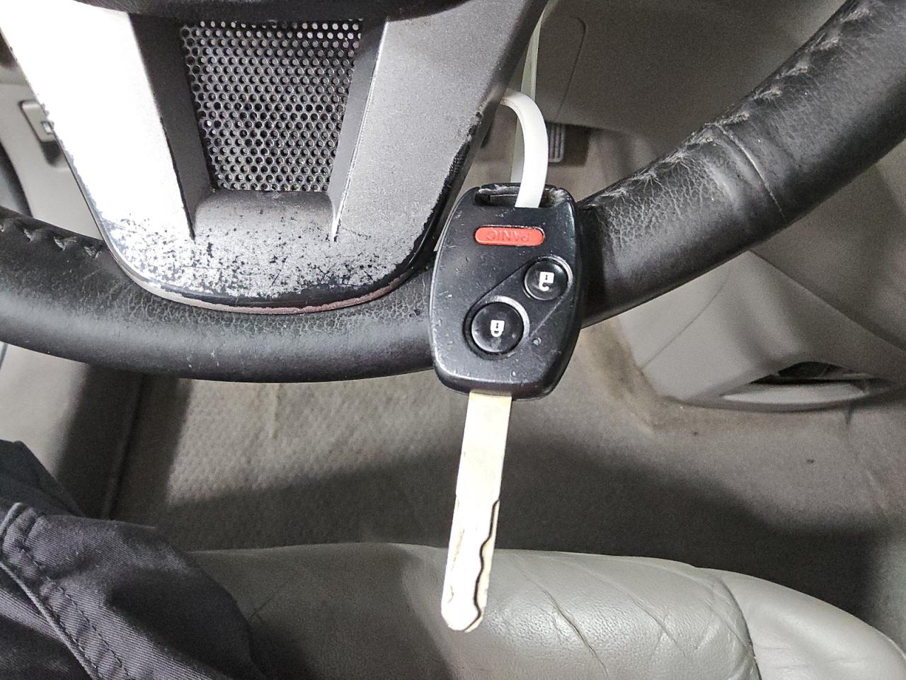 2011 Honda Cr-v Exl Blue vin: JHLRE4H74BC018183 Damage: Steering Wheel, Worn, Acceptable