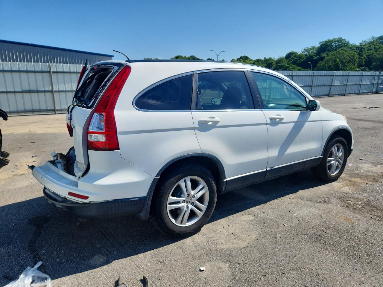 2011 Honda Cr-v White vin: JHLRE4H77BC013642