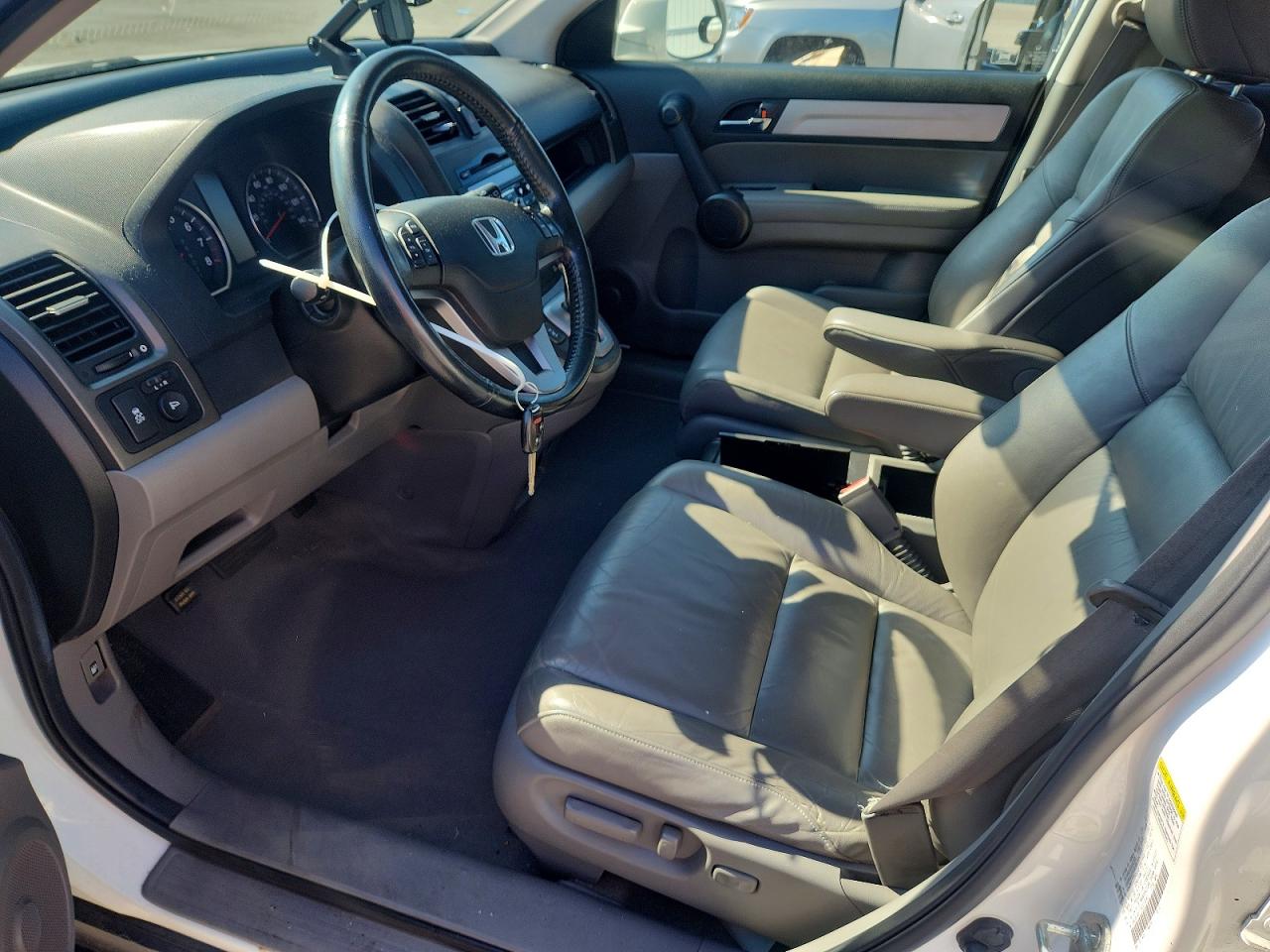 2011 Honda Cr-v White vin: JHLRE4H77BC013642
