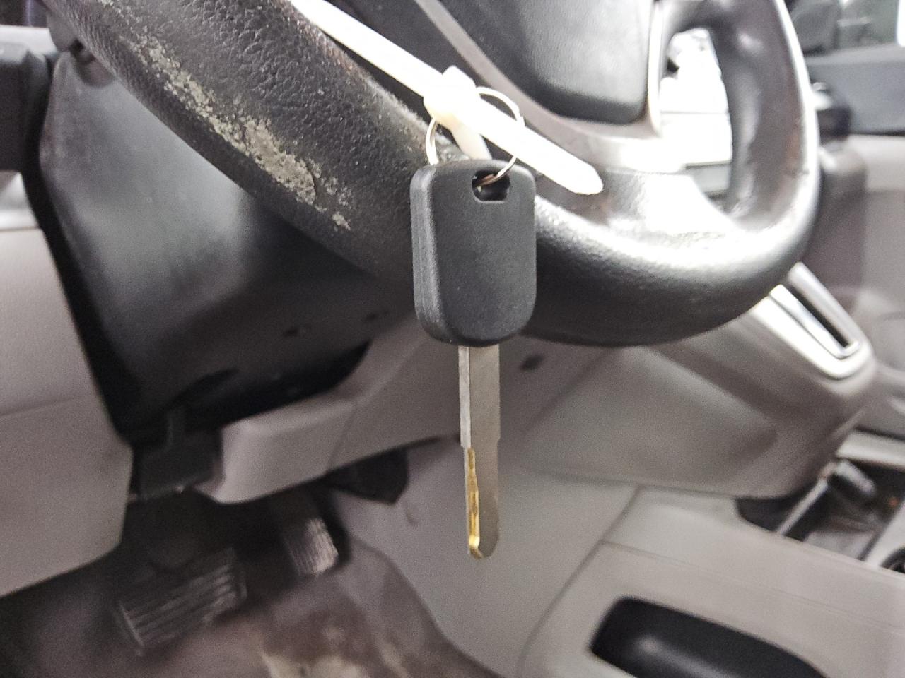 2012 Honda Cr-v Ex Gray vin: JHLRM4H53CC010224 Damage: Steering Wheel, Worn, Replacement Required