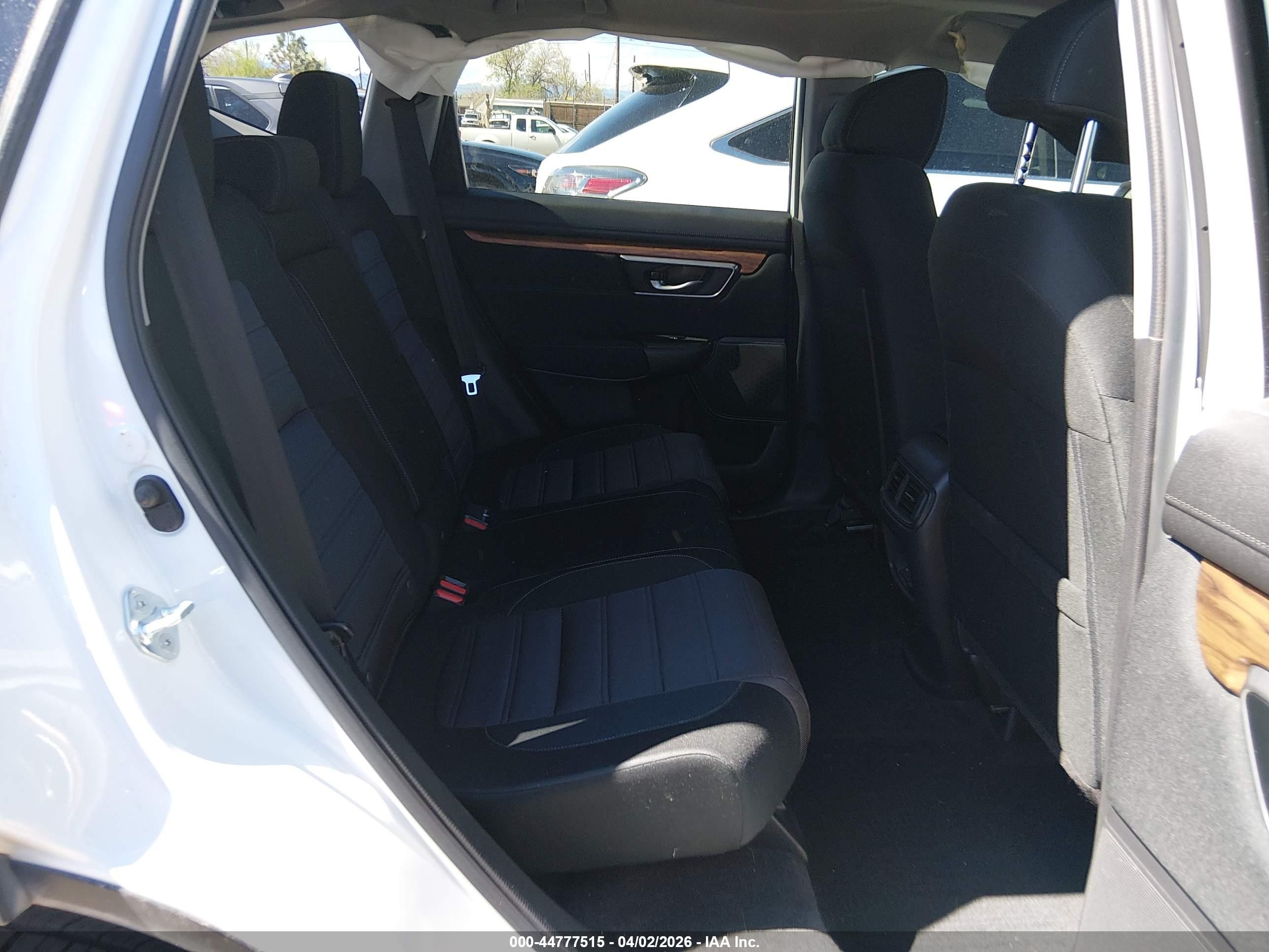 2019 Honda Cr-v Ex White vin: JHLRW2H58KX014808