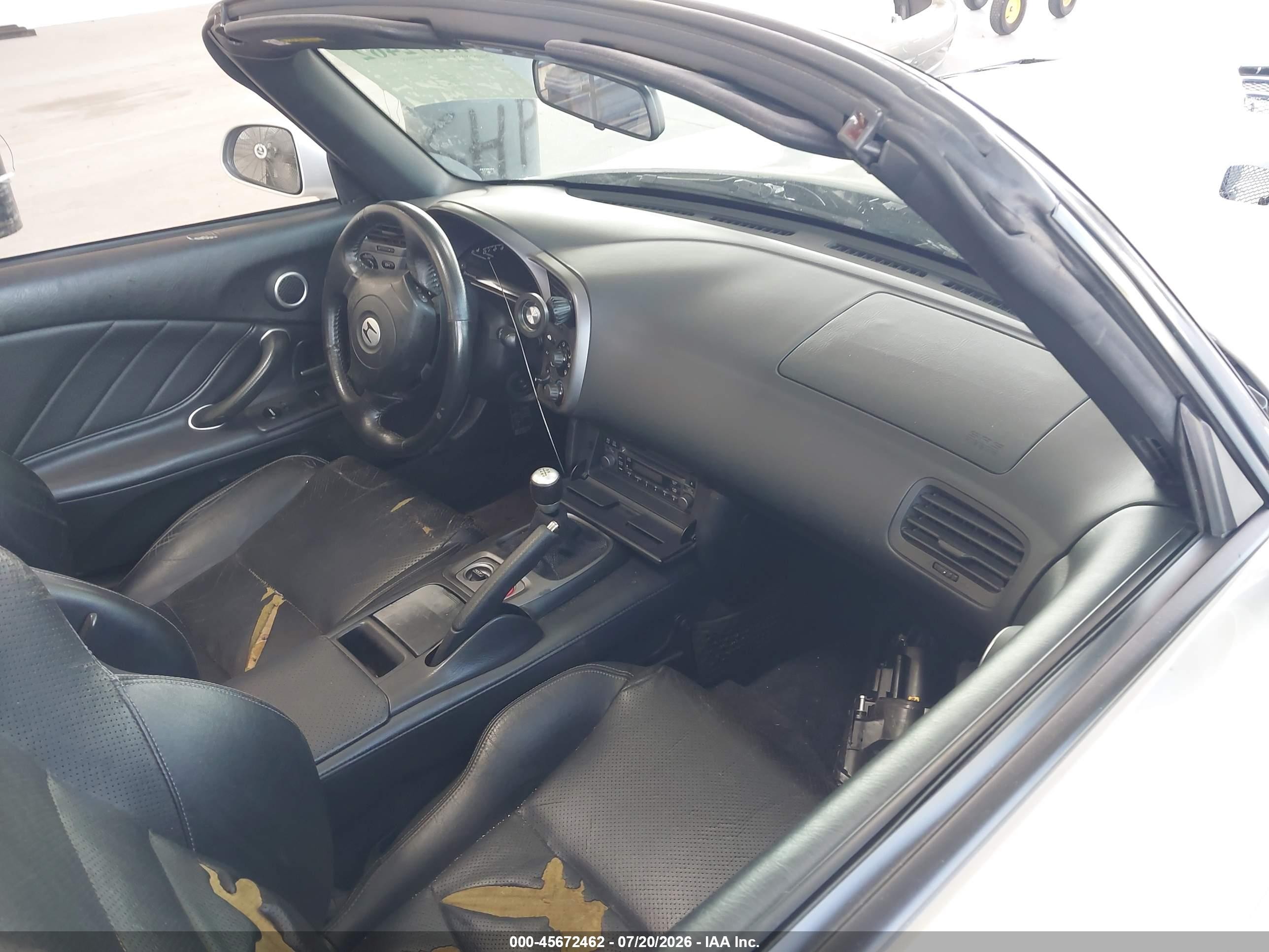 2002 Honda S2000   Серебряный vin: JHMAP11472T008197