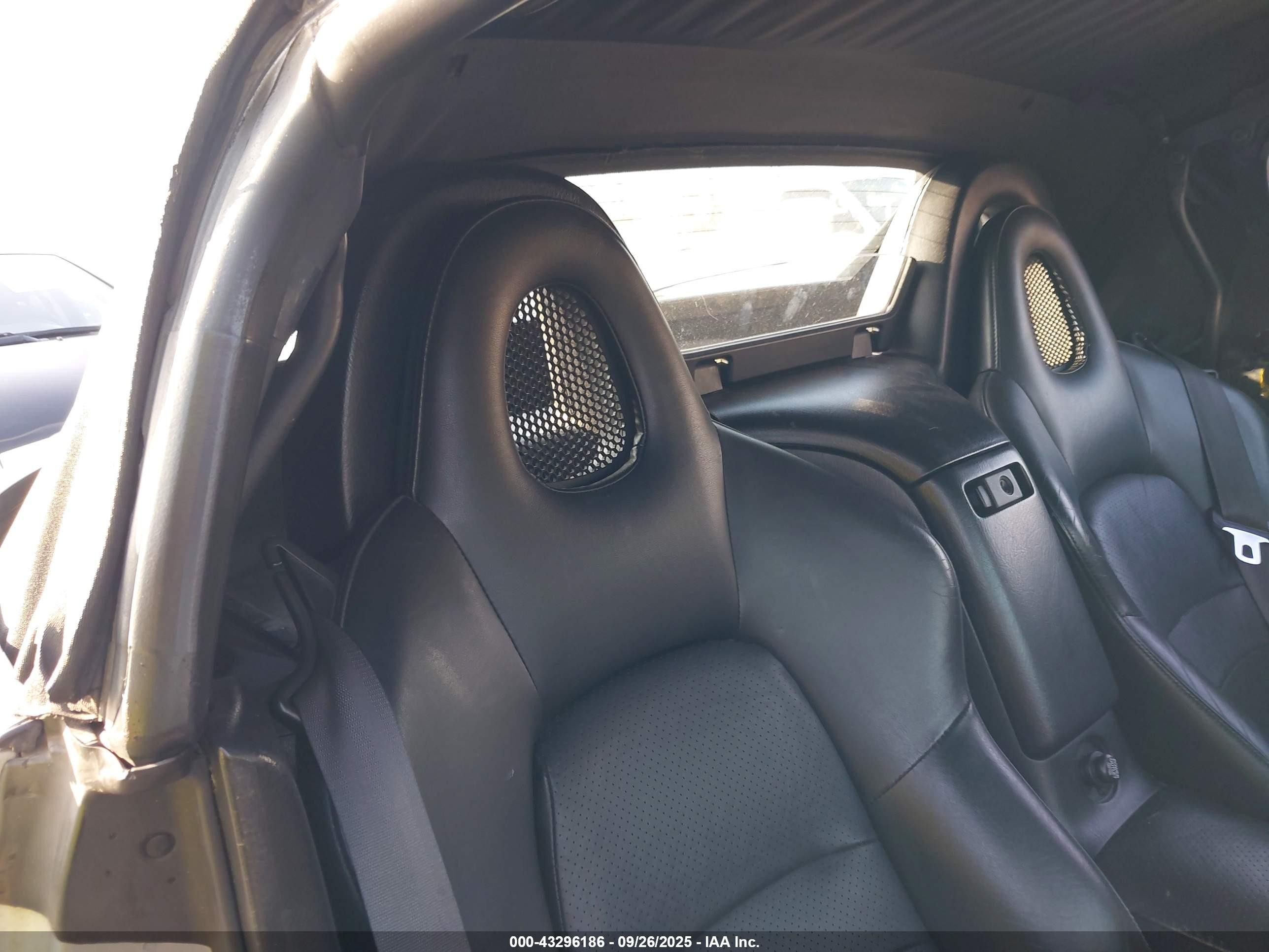 2001 Honda S2000   Серебряный vin: JHMAP11491T004263