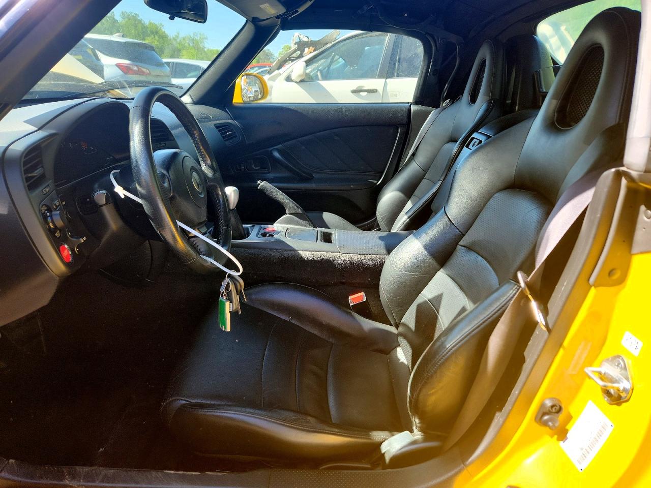 2001 Honda S2000 Желтый vin: JHMAP11491T009379