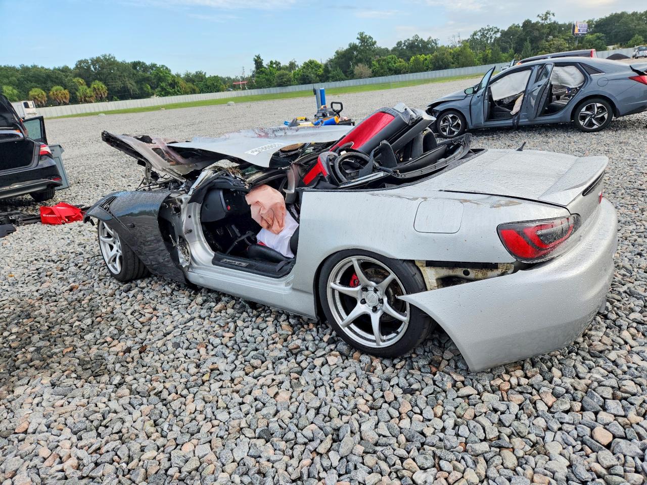 2002 Honda S2000 Silver vin: JHMAP11492T001932