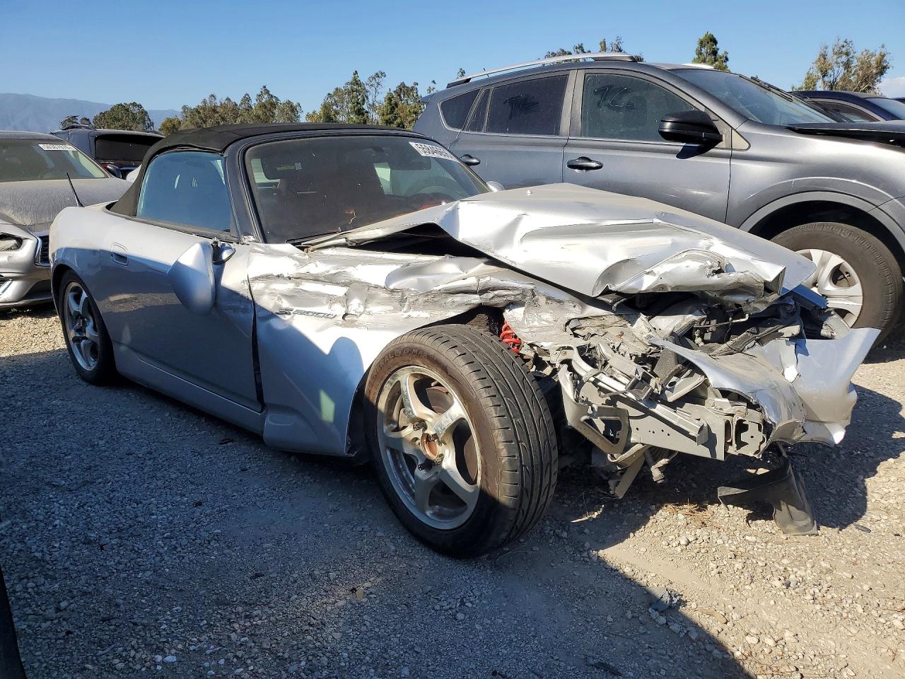 2002 Honda S2000 Silver vin: JHMAP114X2T004077