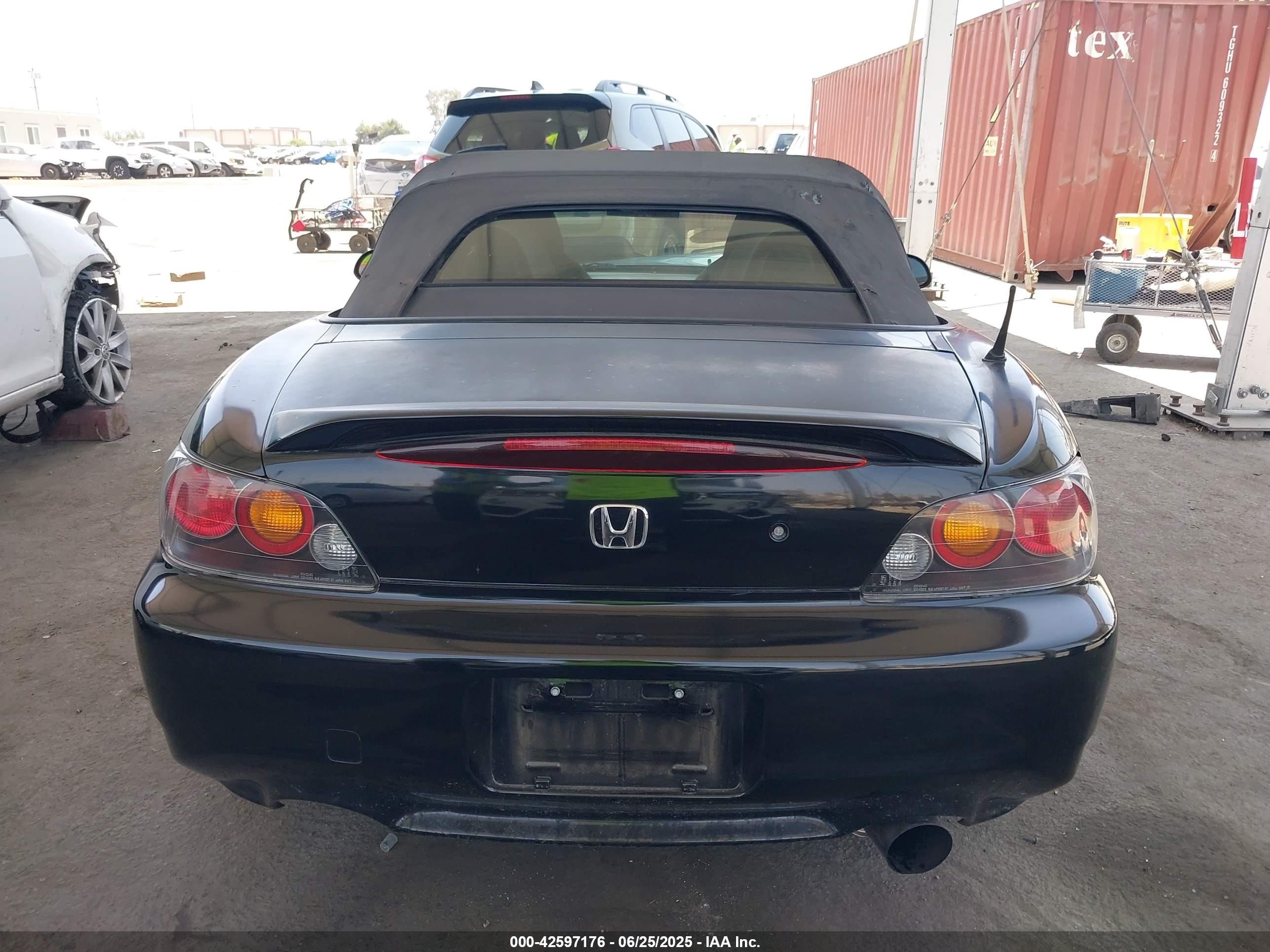 2006 Honda S2000   Black vin: JHMAP21416S003398
