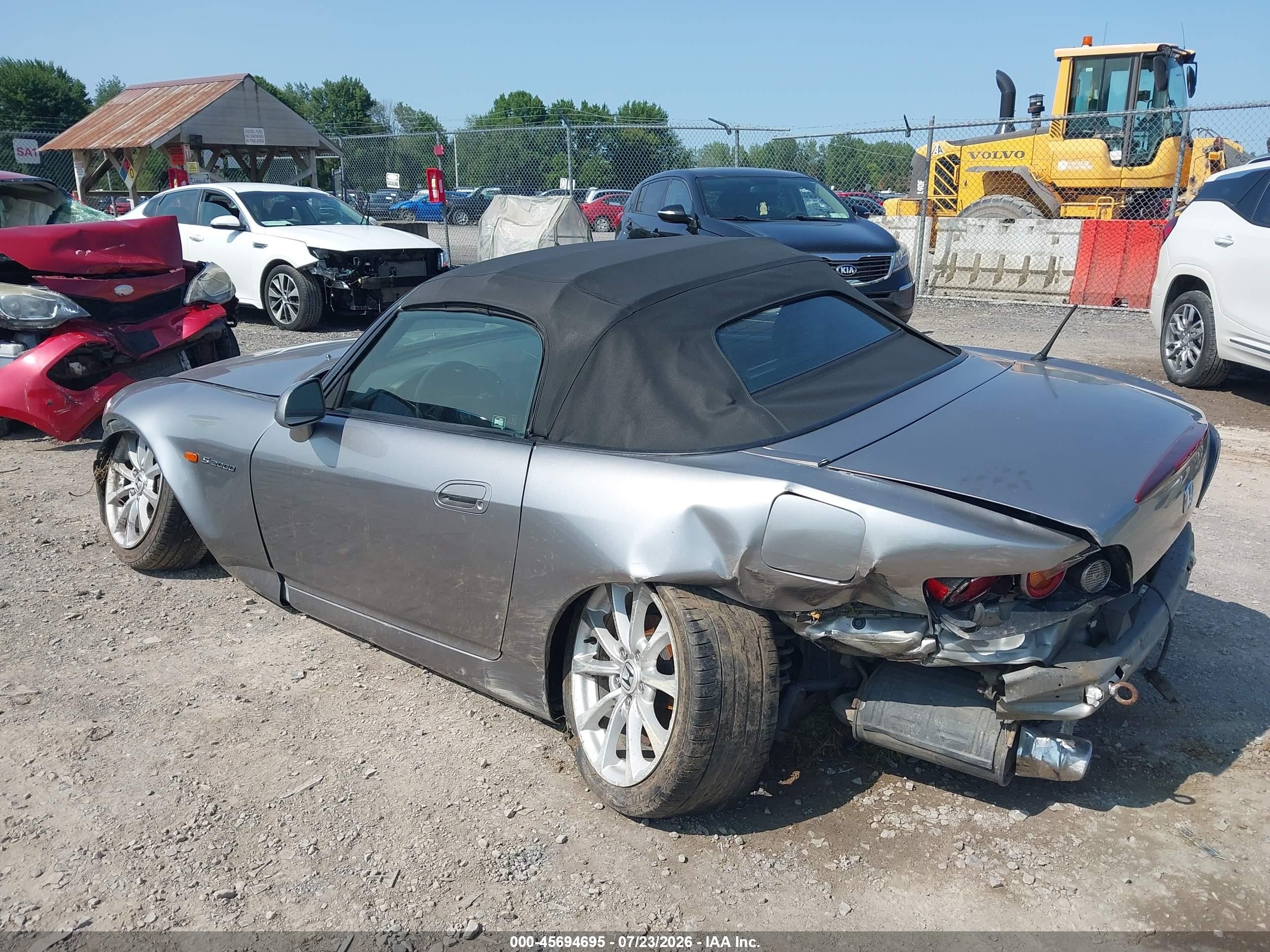 2007 Honda S2000 Silver vin: JHMAP21447S000044