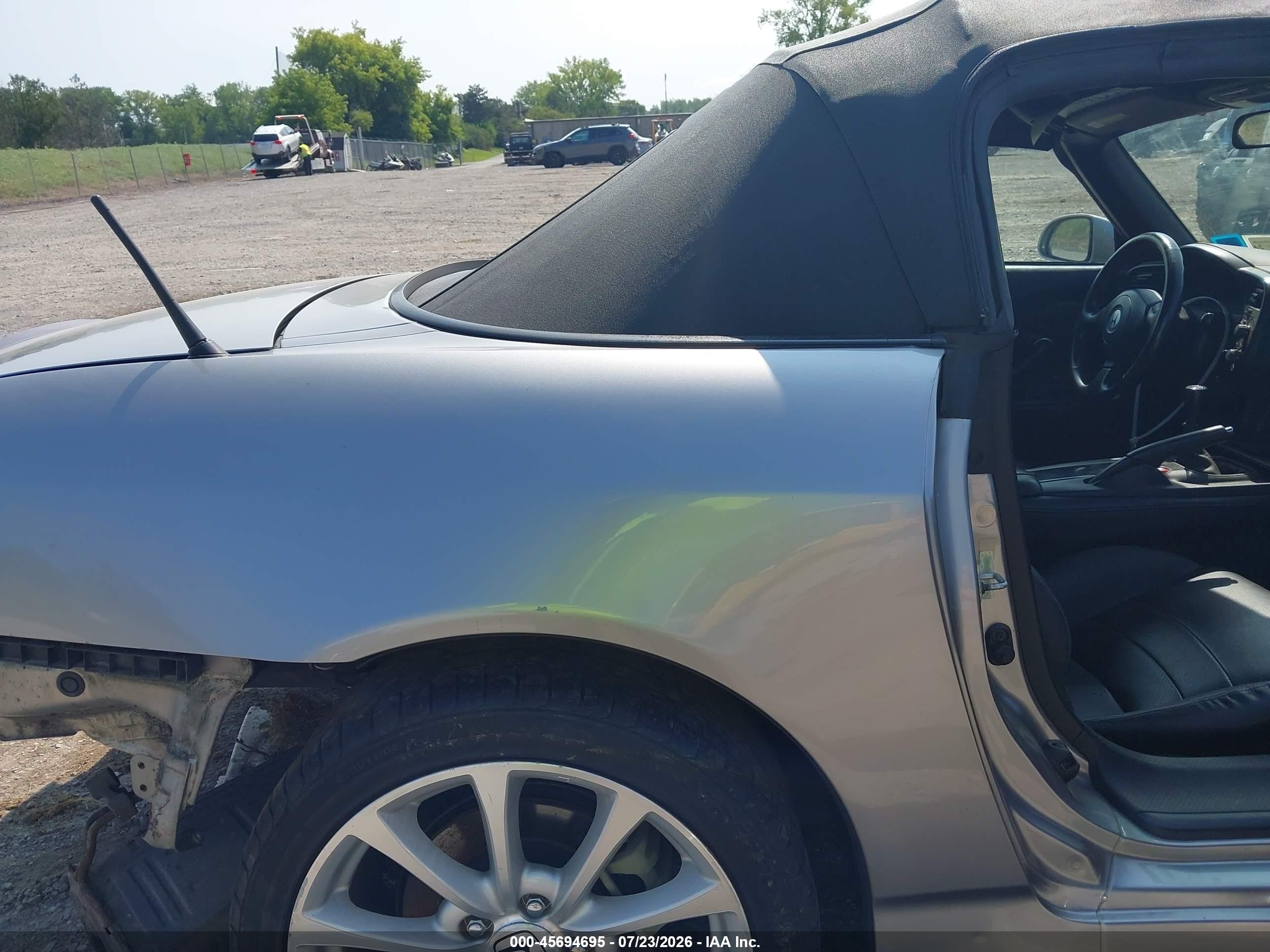 2007 Honda S2000 Silver vin: JHMAP21447S000044