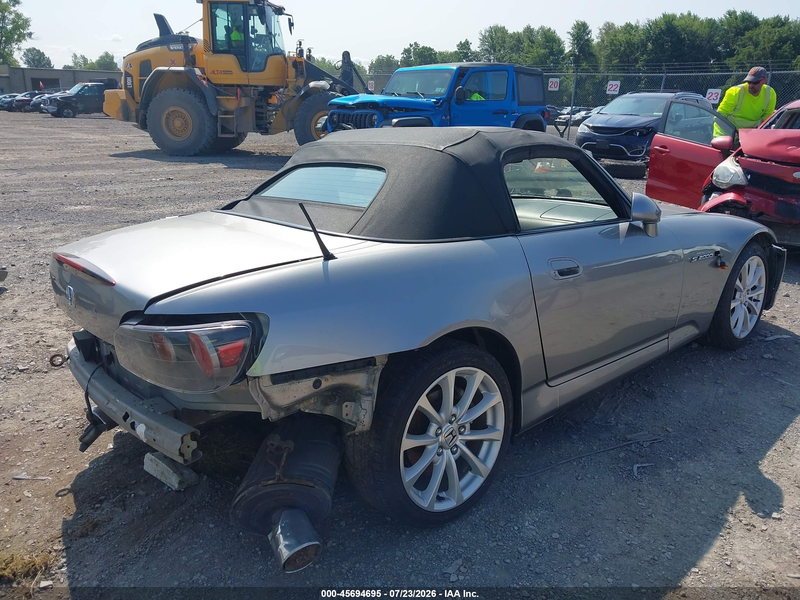 2007 Honda S2000 Silver vin: JHMAP21447S000044