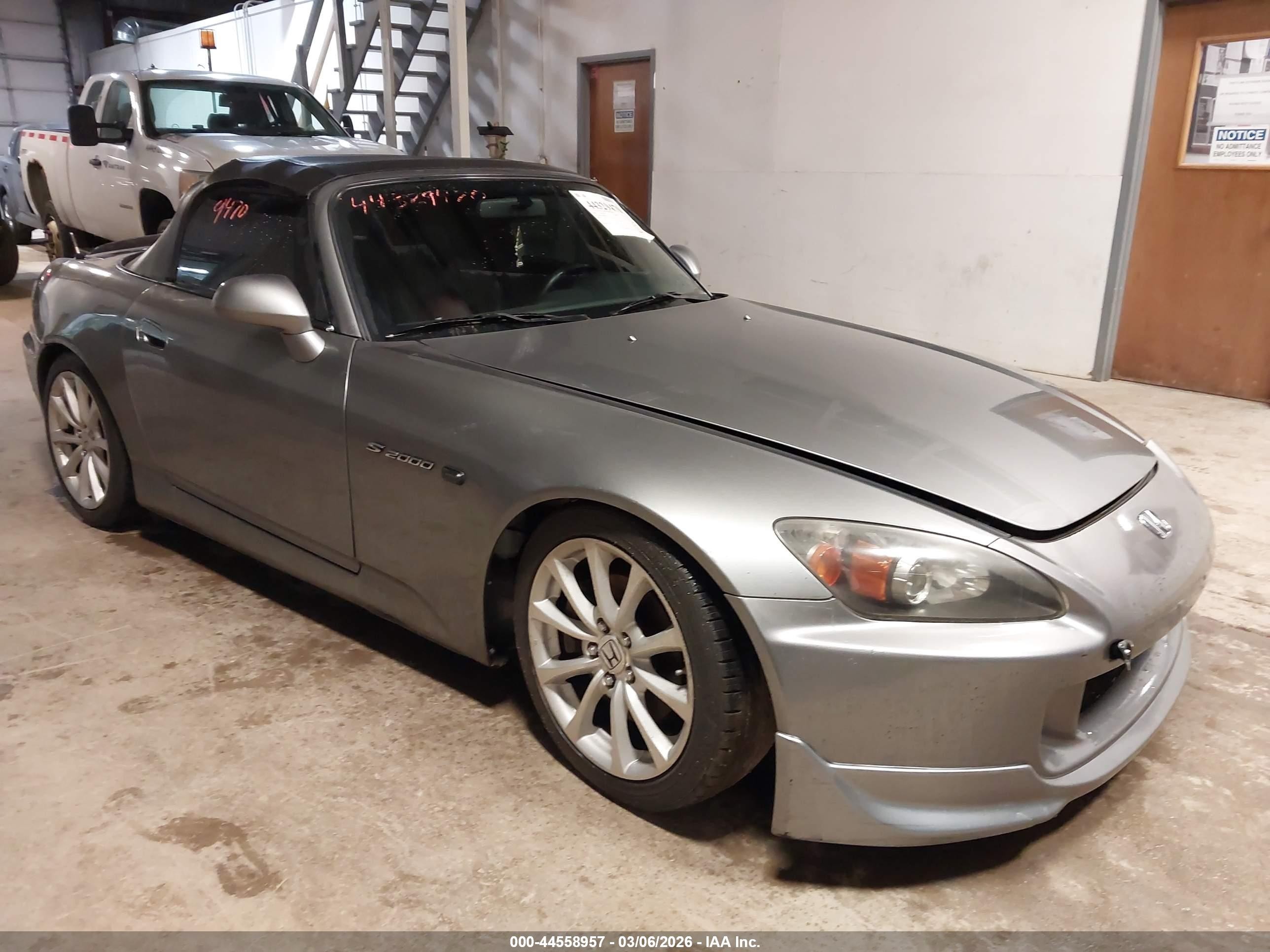 2008 Honda S2000   Gray vin: JHMAP21468S002184