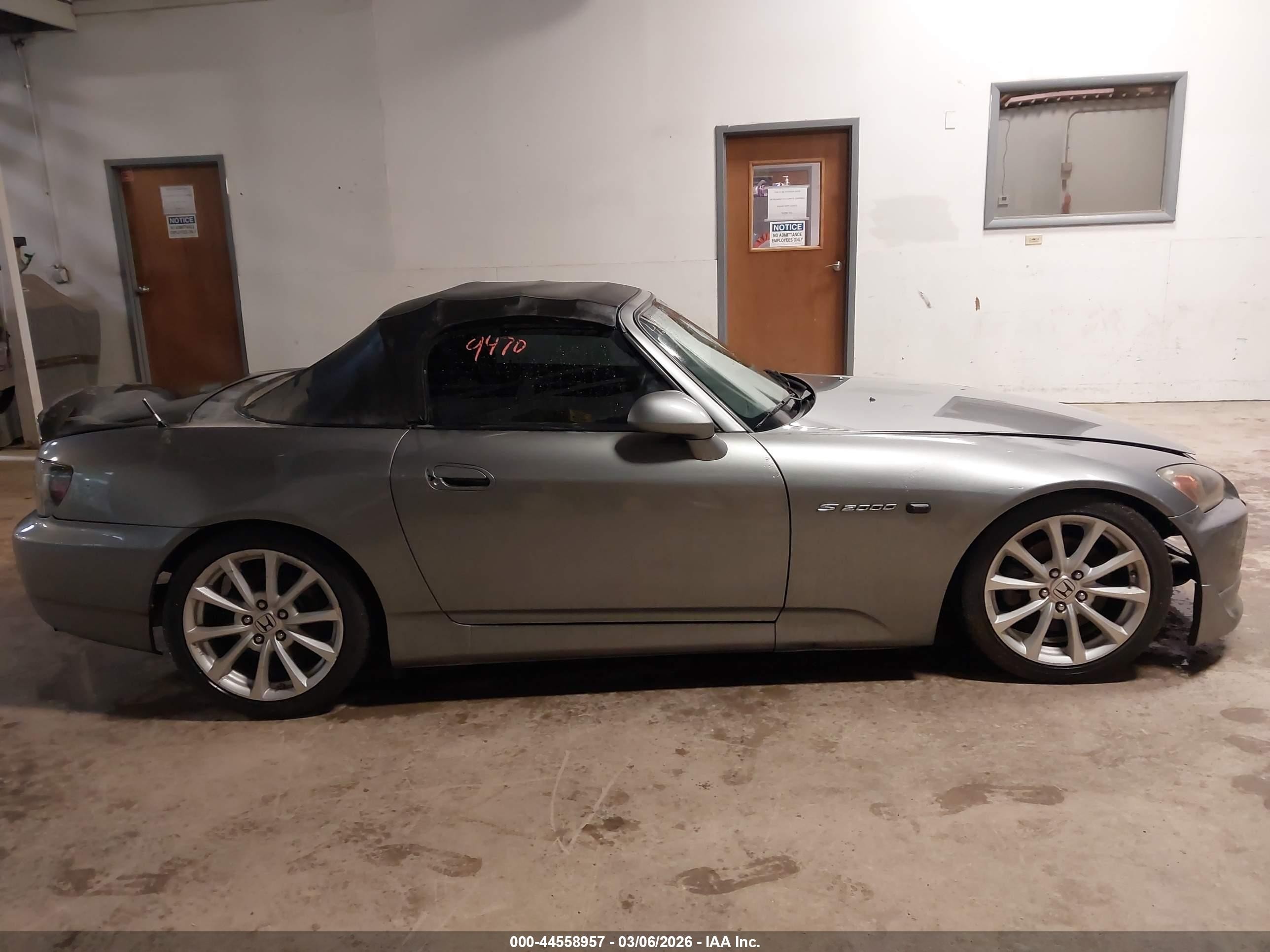 2008 Honda S2000   Gray vin: JHMAP21468S002184