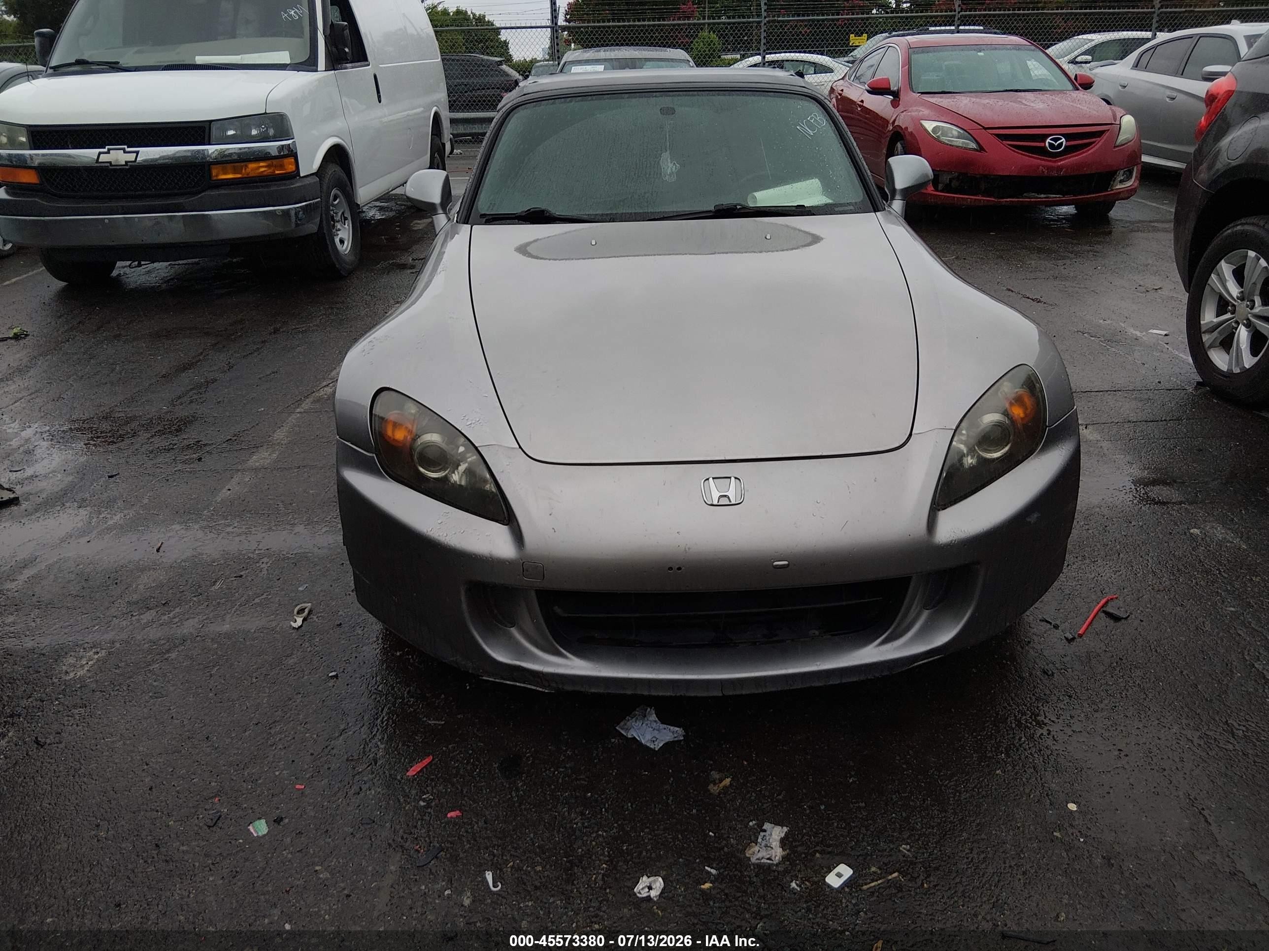 2005 Honda S2000   Silver vin: JHMAP21485S007365