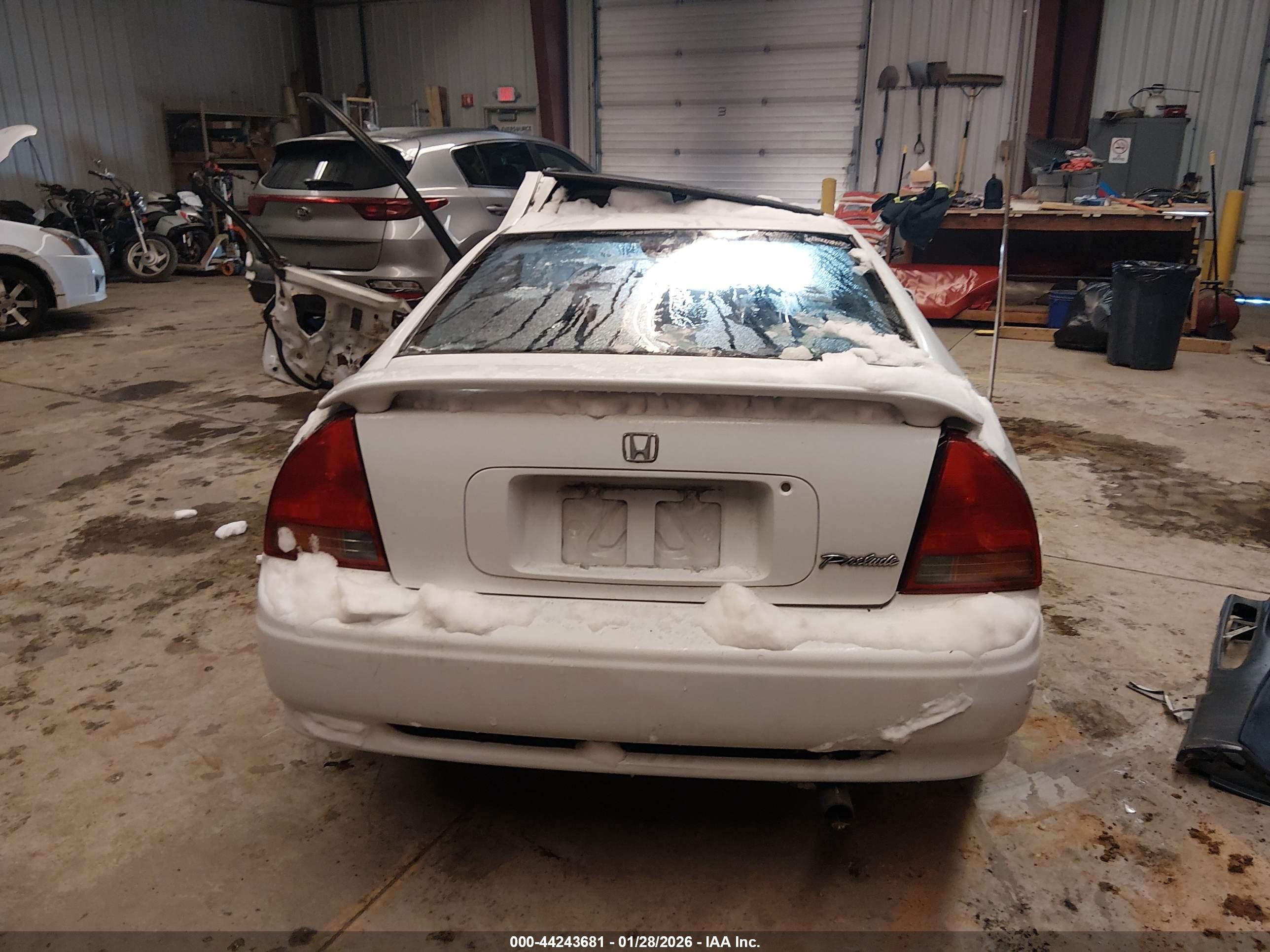 1992 Honda Prelude S White vin: JHMBA8248NC002278