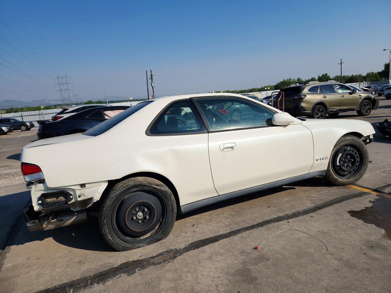 2000 Honda Prelude White vin: JHMBB6140YC007191