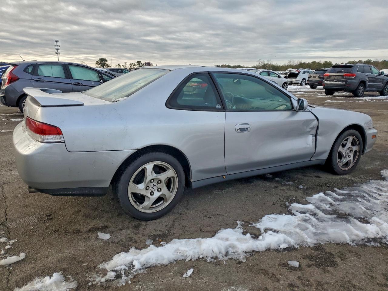 2001 Honda Prelude Silver vin: JHMBB61421C003844