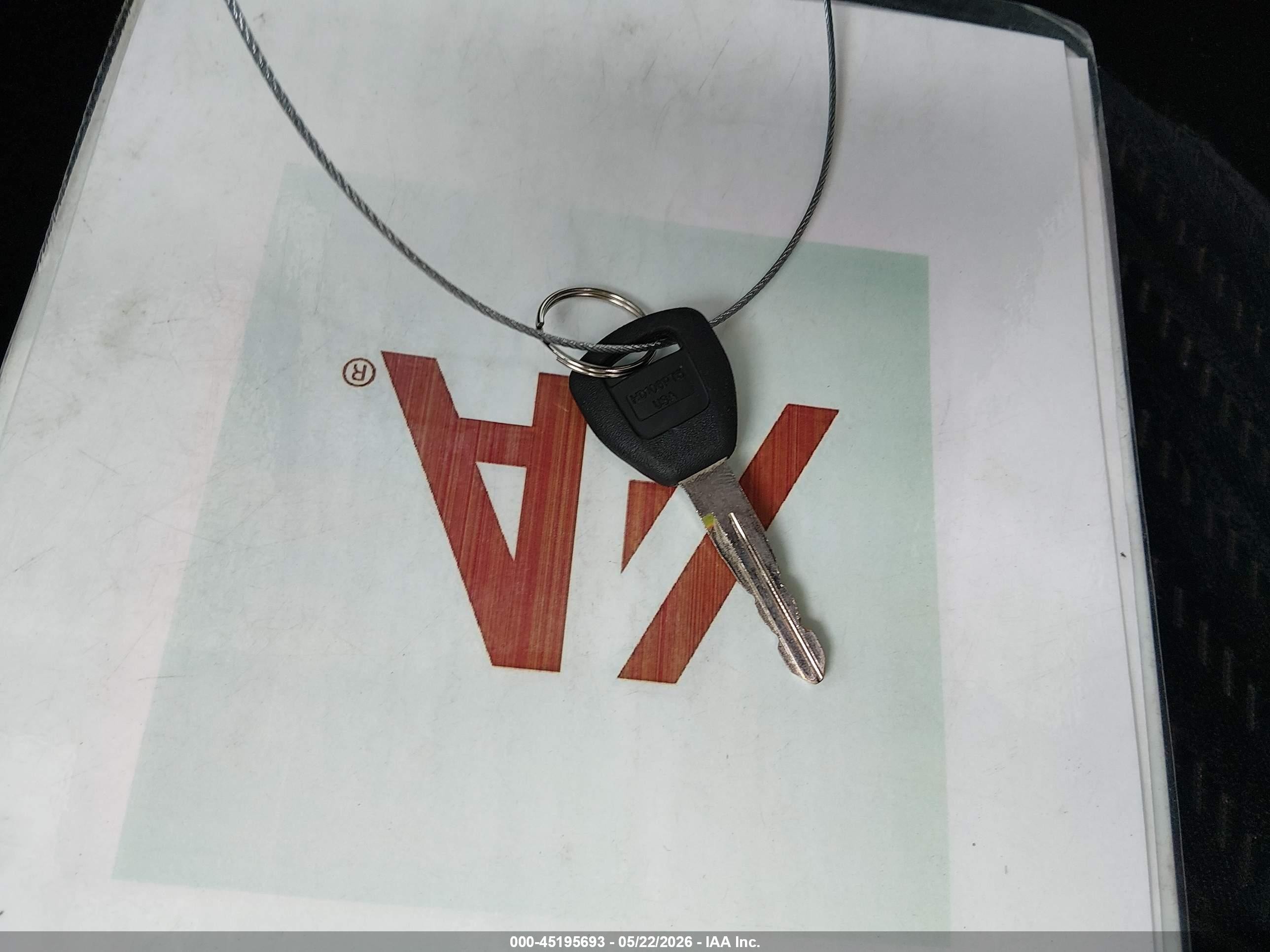 2000 Honda Prelude   Red vin: JHMBB6147YC002585