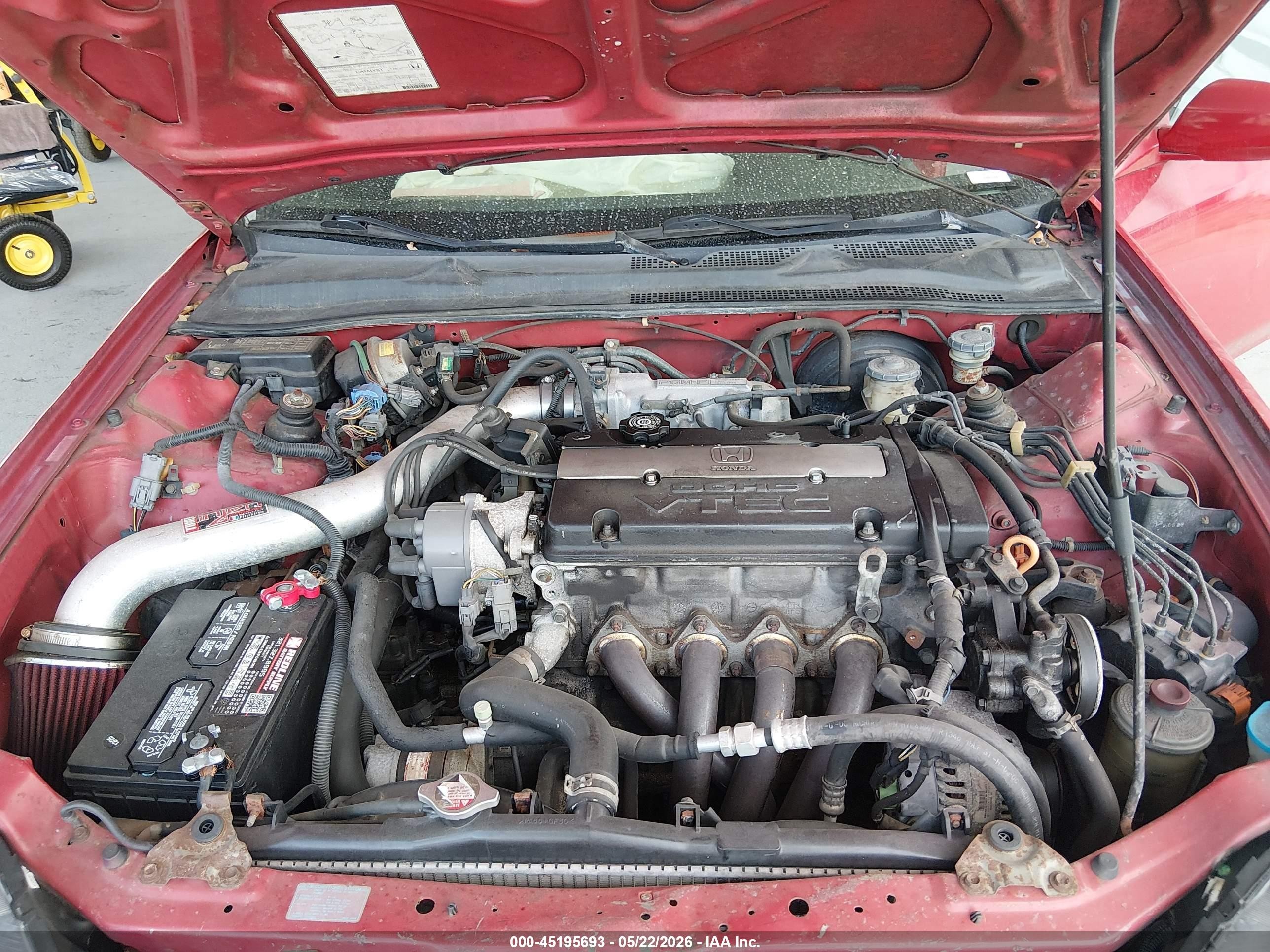 2000 Honda Prelude   Red vin: JHMBB6147YC002585
