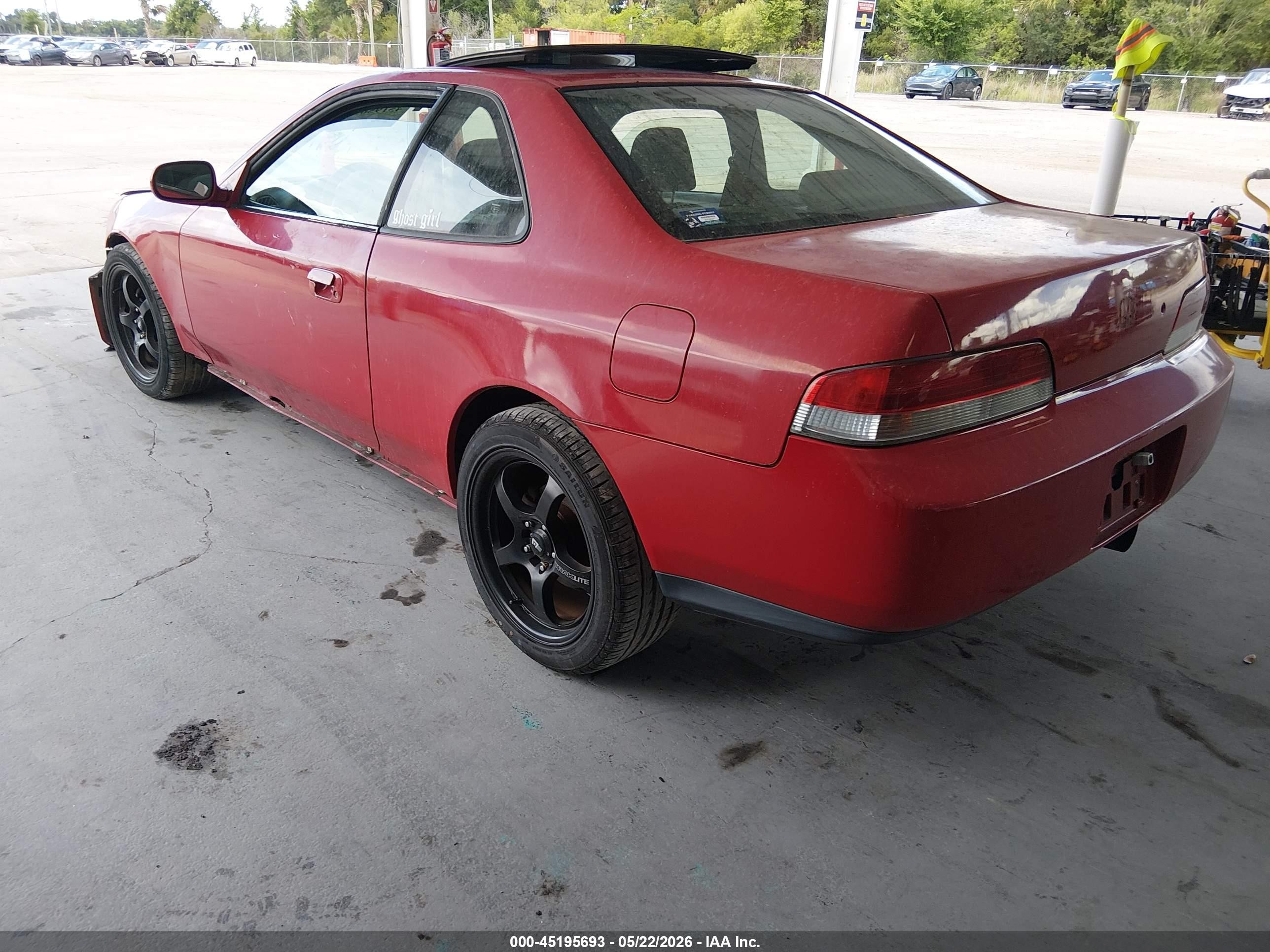2000 Honda Prelude   Red vin: JHMBB6147YC002585