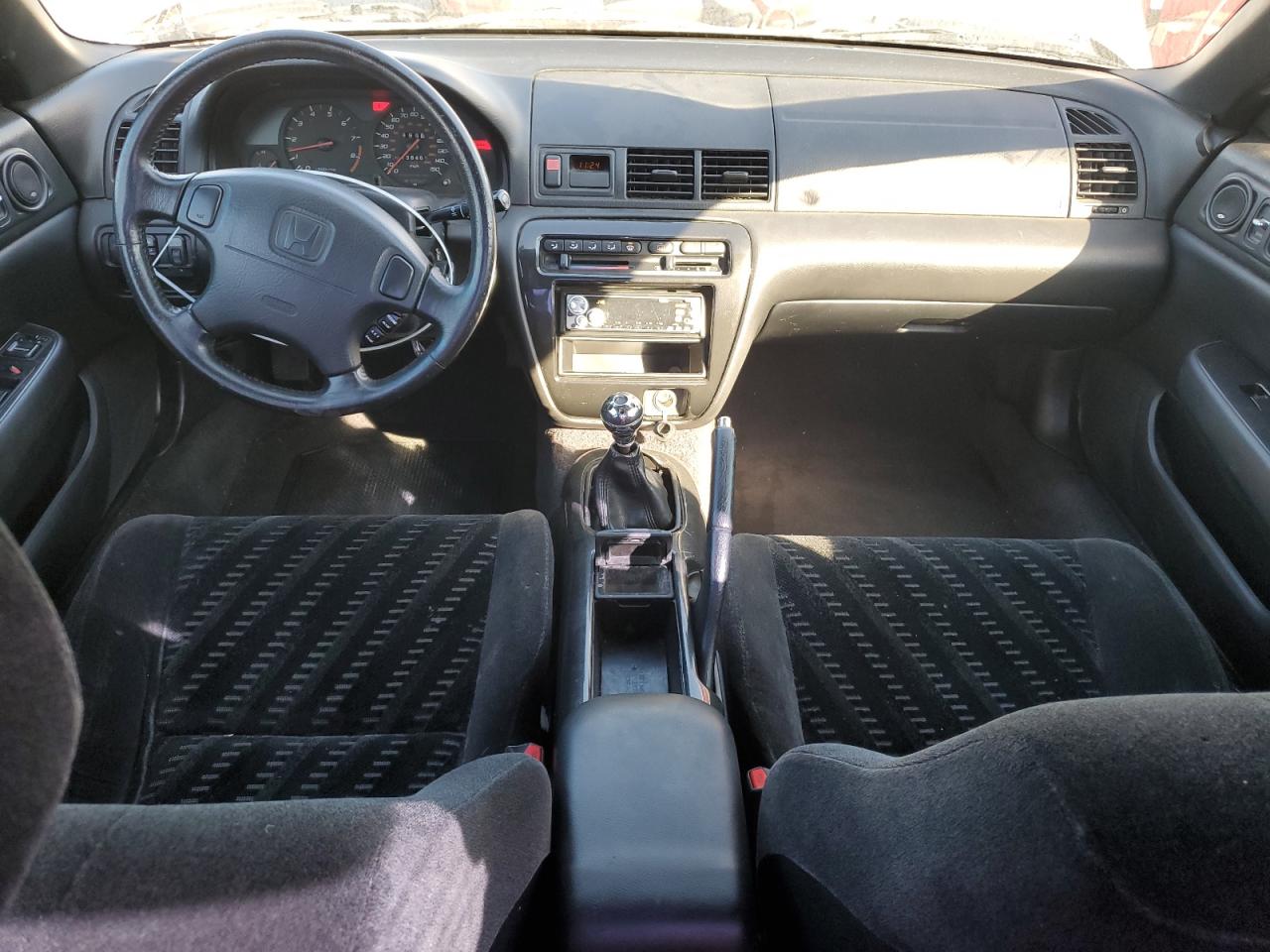 2001 Honda Prelude Silver vin: JHMBB614X1C002151