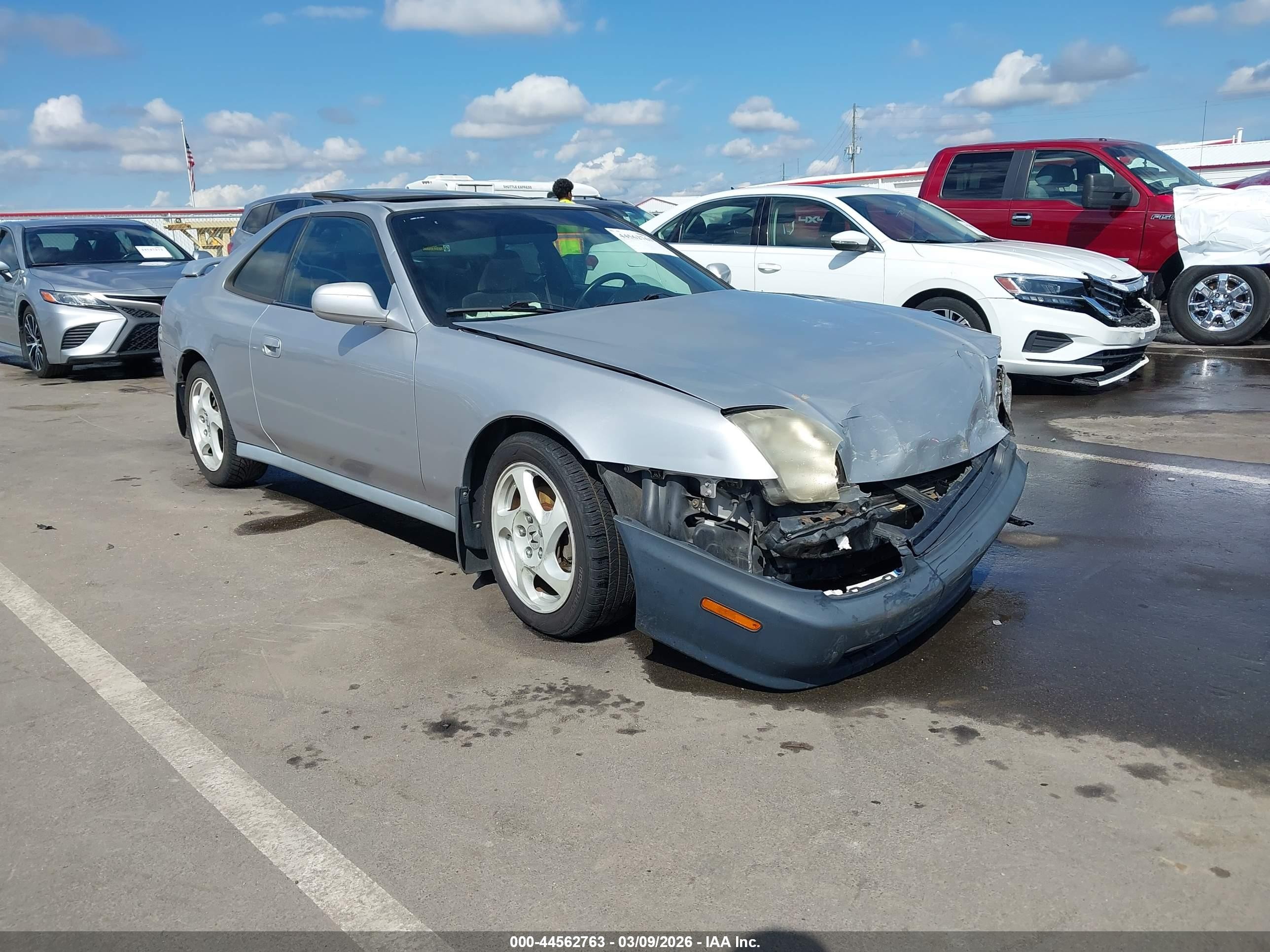 2001 Honda Prelude   Silver vin: JHMBB614X1C003543