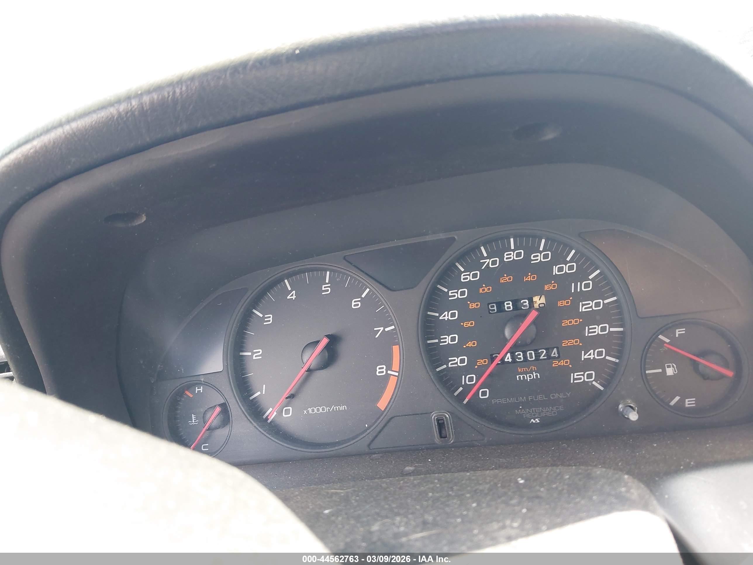2001 Honda Prelude   Silver vin: JHMBB614X1C003543