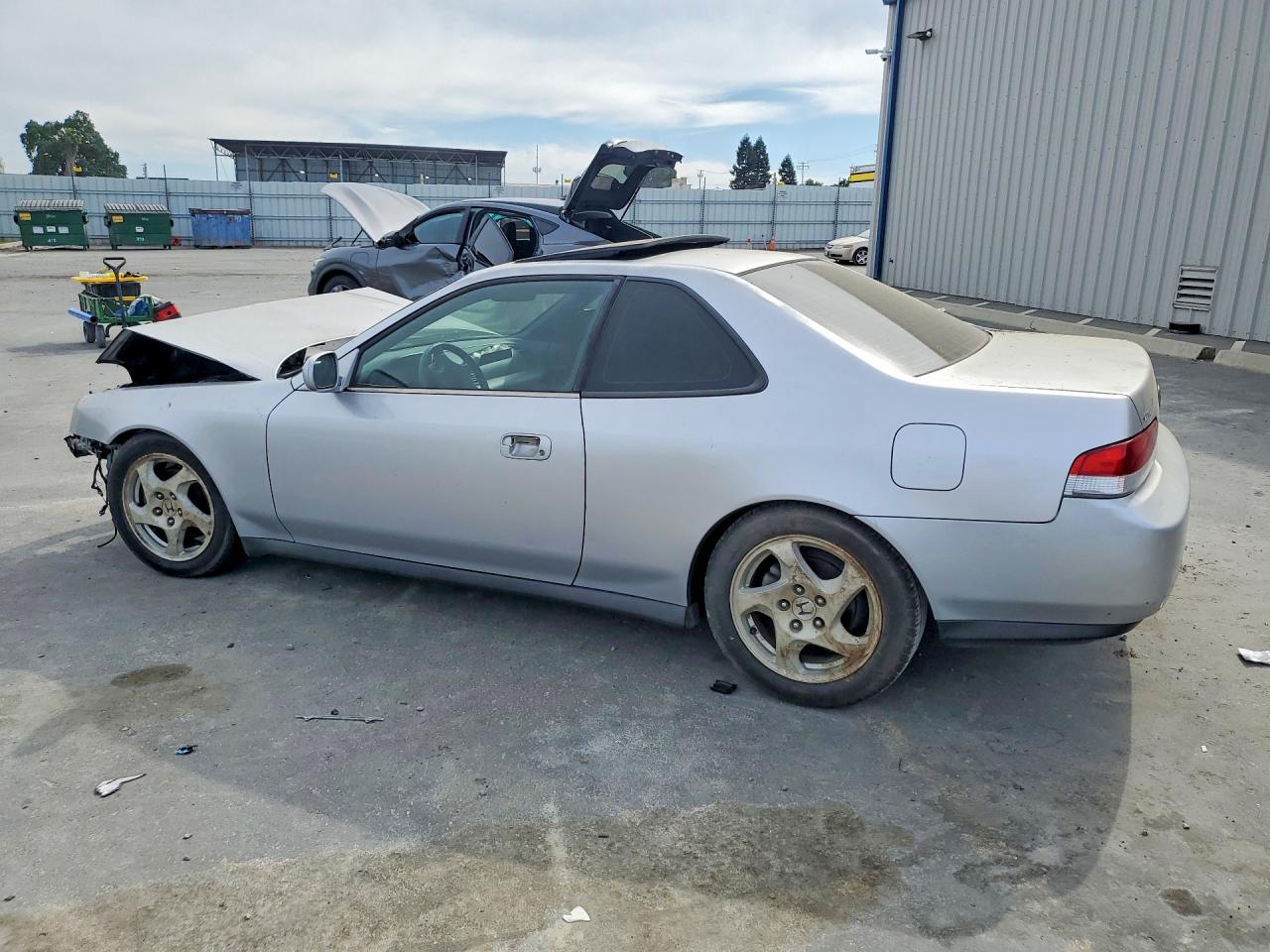 2001 Honda Prelude Silver vin: JHMBB614X1C010055