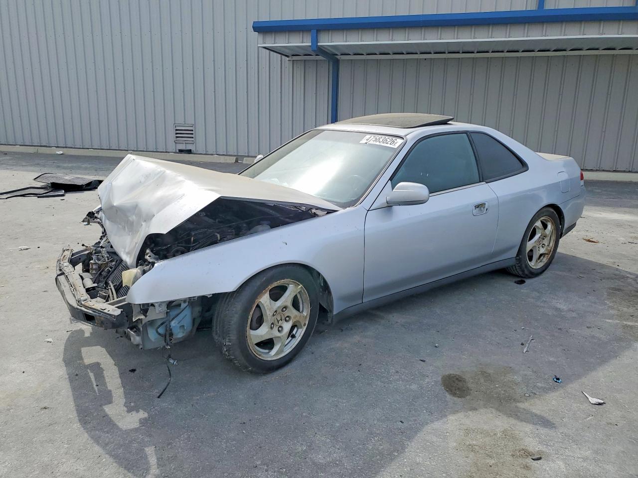 2001 Honda Prelude Silver vin: JHMBB614X1C010055