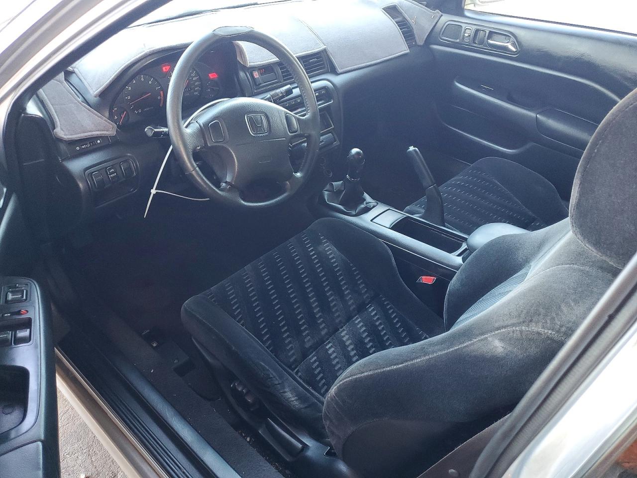2001 Honda Prelude Sh Silver vin: JHMBB61521C004646