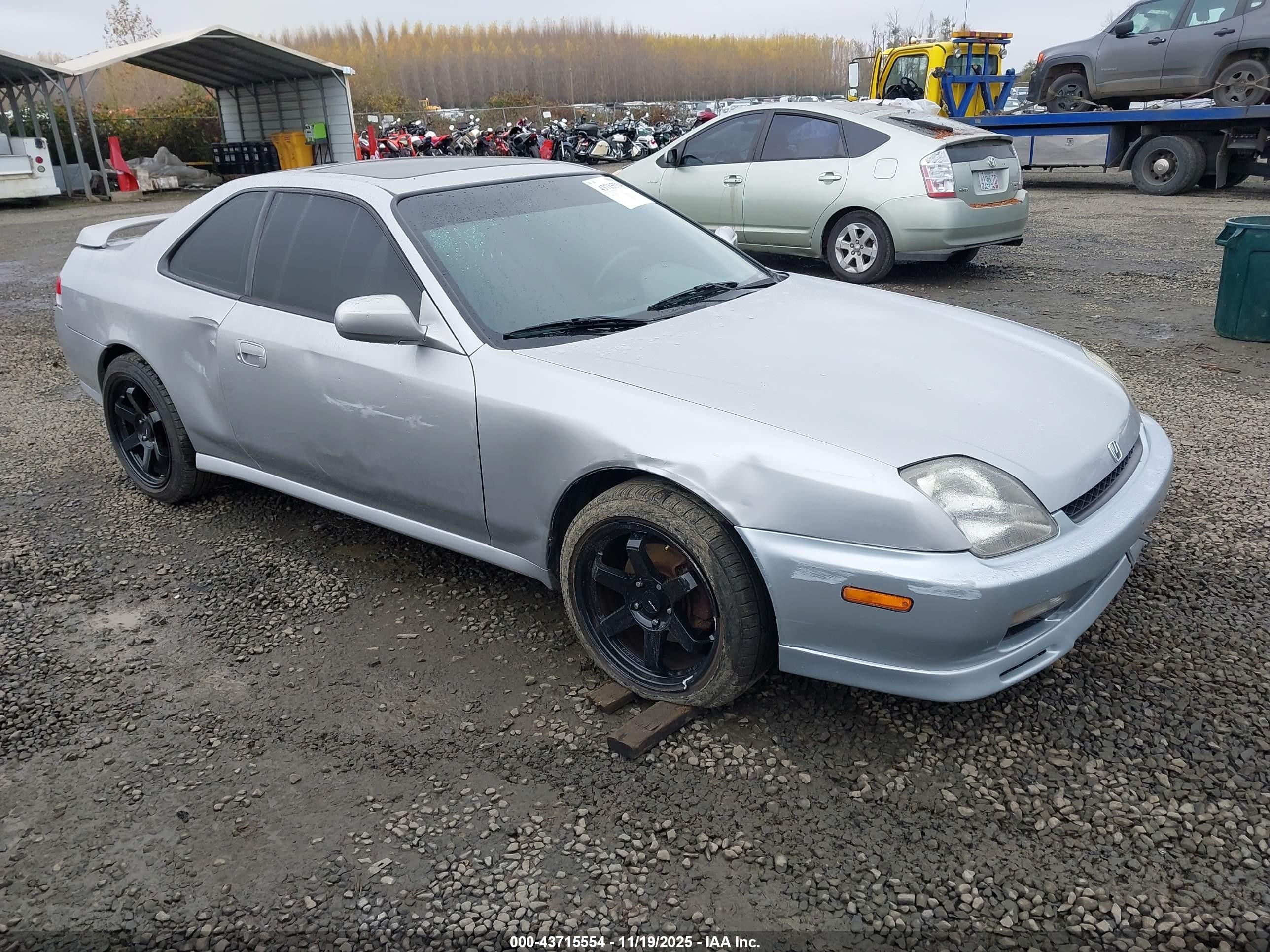 2001 Honda Prelude Type Sh Silver vin: JHMBB61531C000430