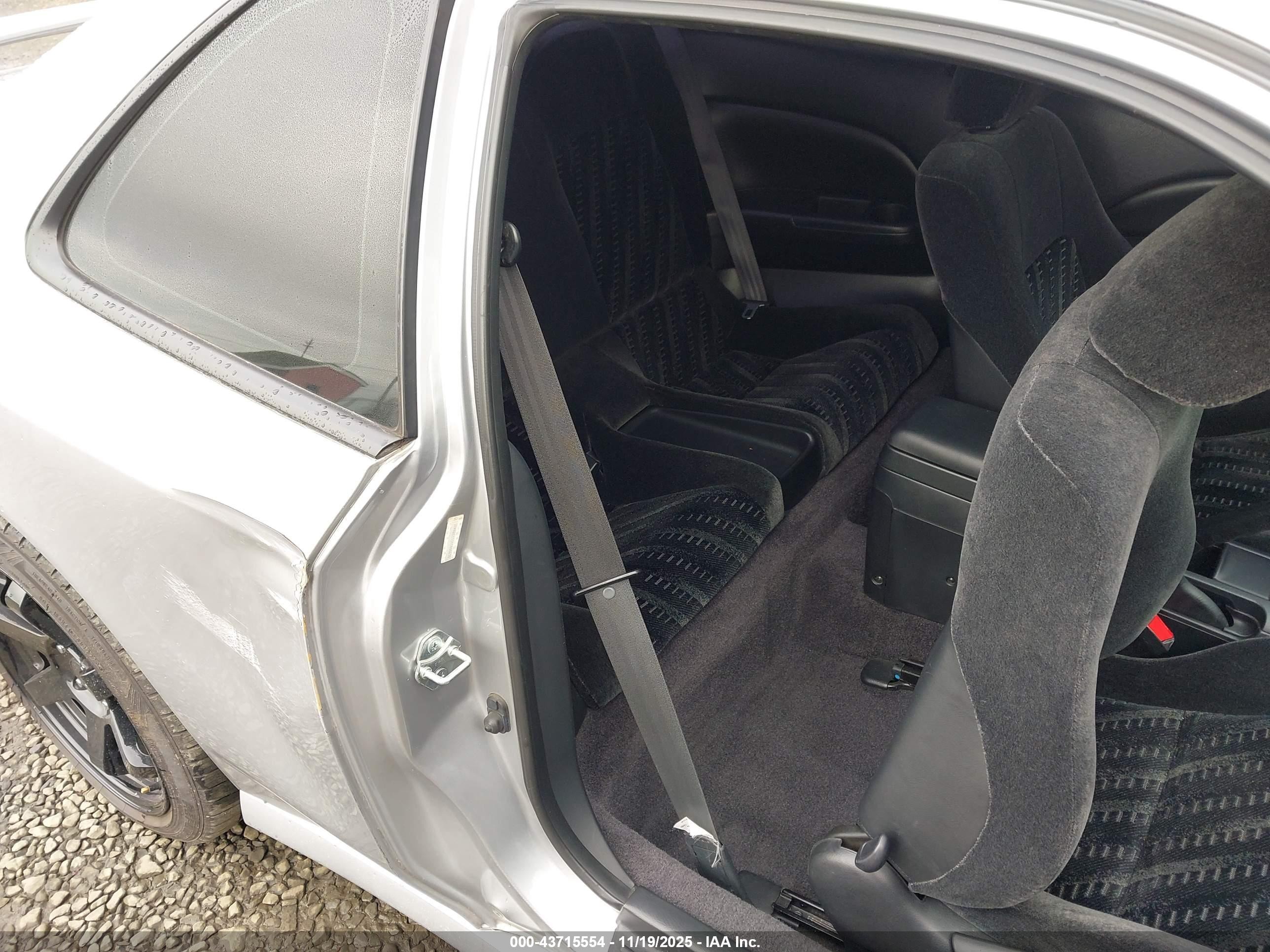 2001 Honda Prelude Type Sh Silver vin: JHMBB61531C000430